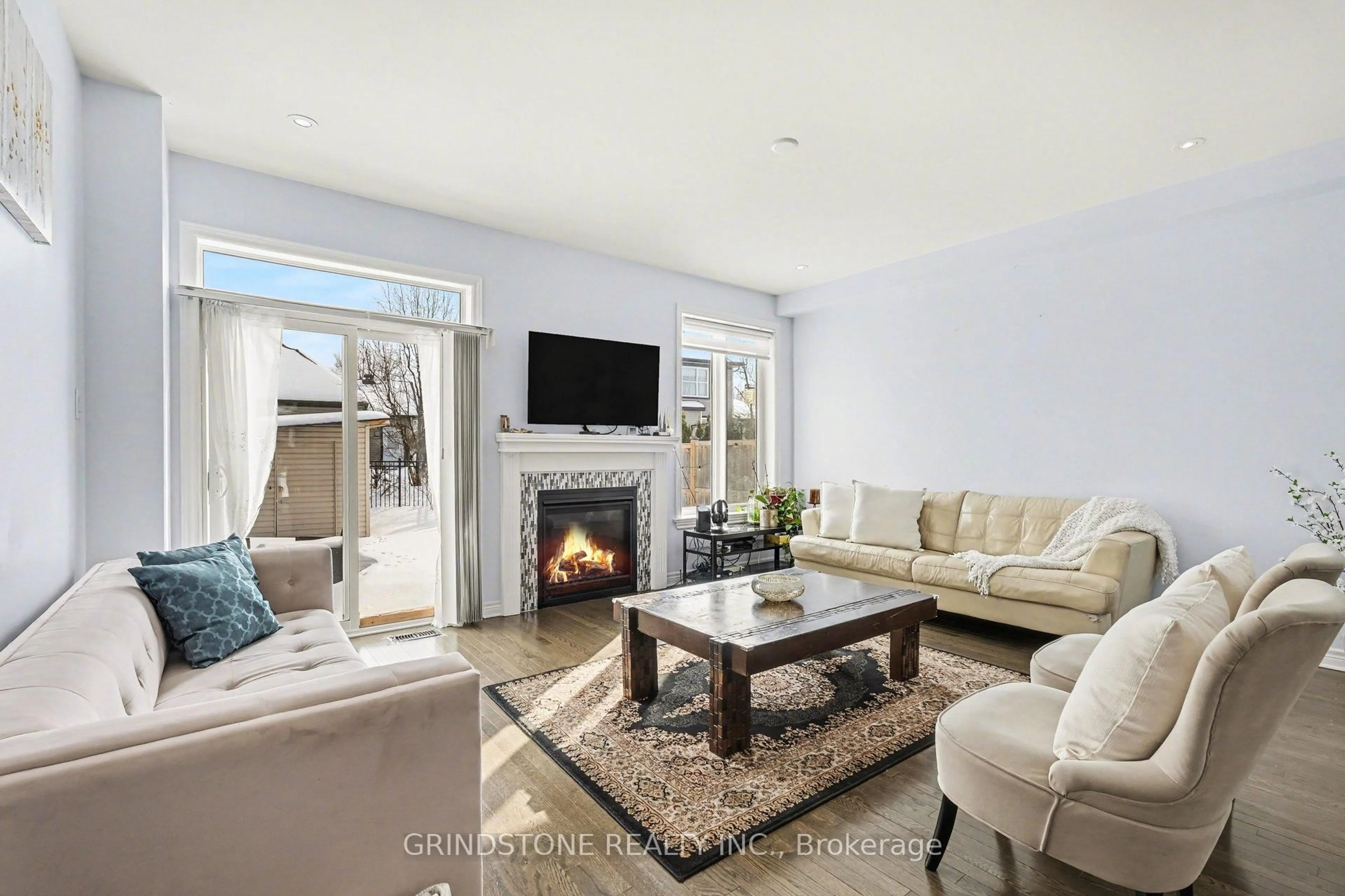 Living room with furniture, unknown for 64 Watershield Rdge, Ottawa Ontario K2J 5A4