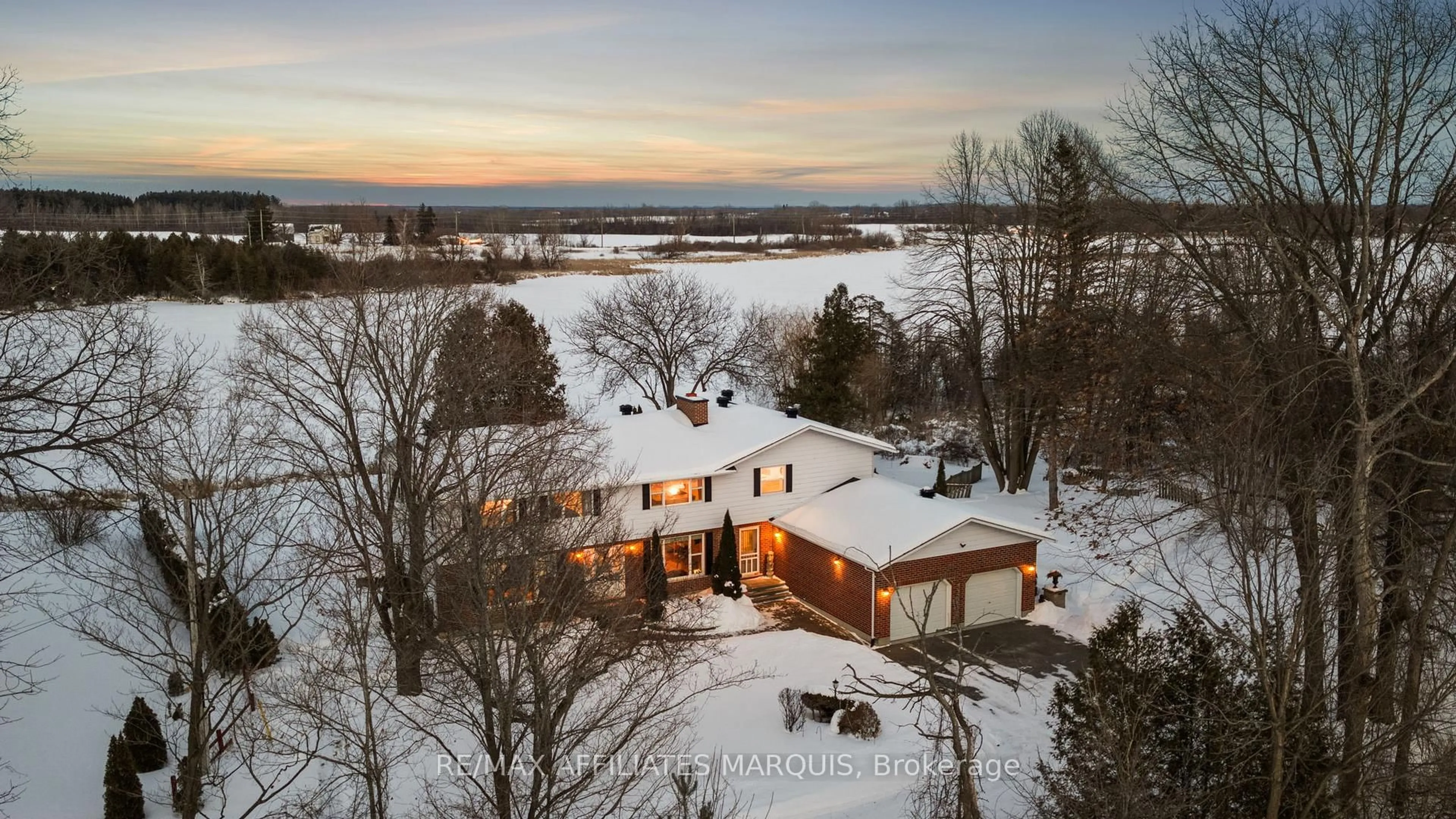 A pic from outside/outdoor area/front of a property/back of a property/a pic from drone, water/lake/river/ocean view for 26 Willow Lane, Merrickville-Wolford Ontario K7A 4S5