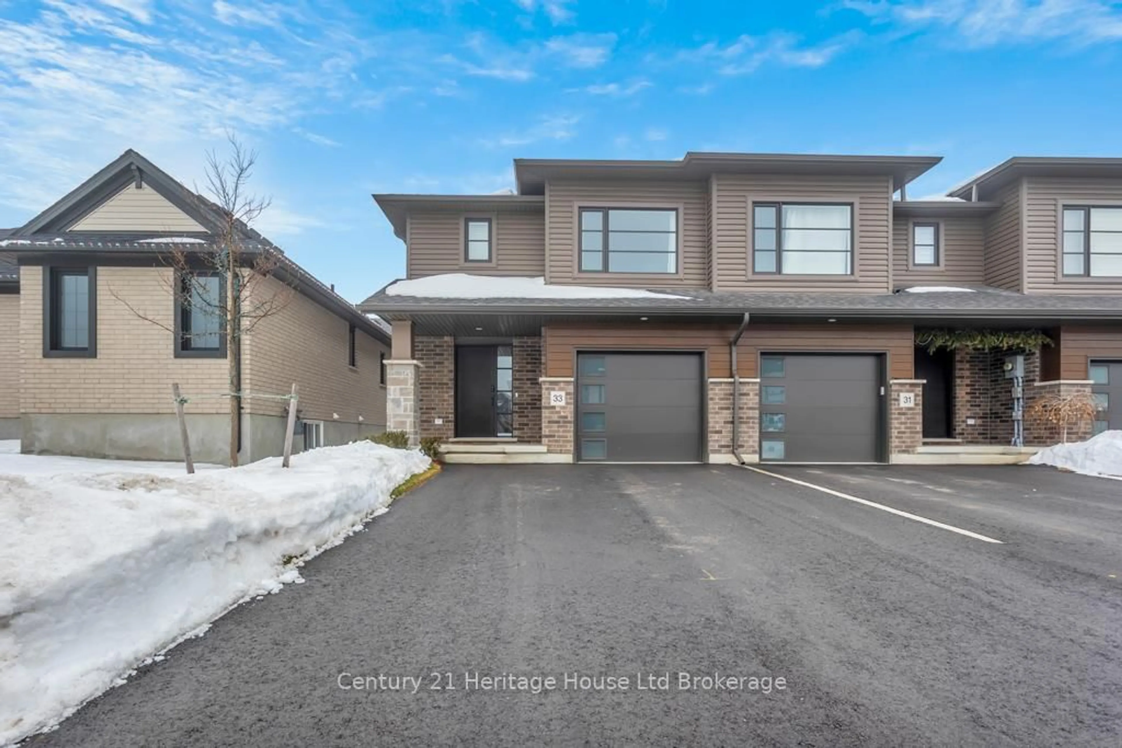 Unknown for 33 Martin St, Tillsonburg Ontario N4G 0K3