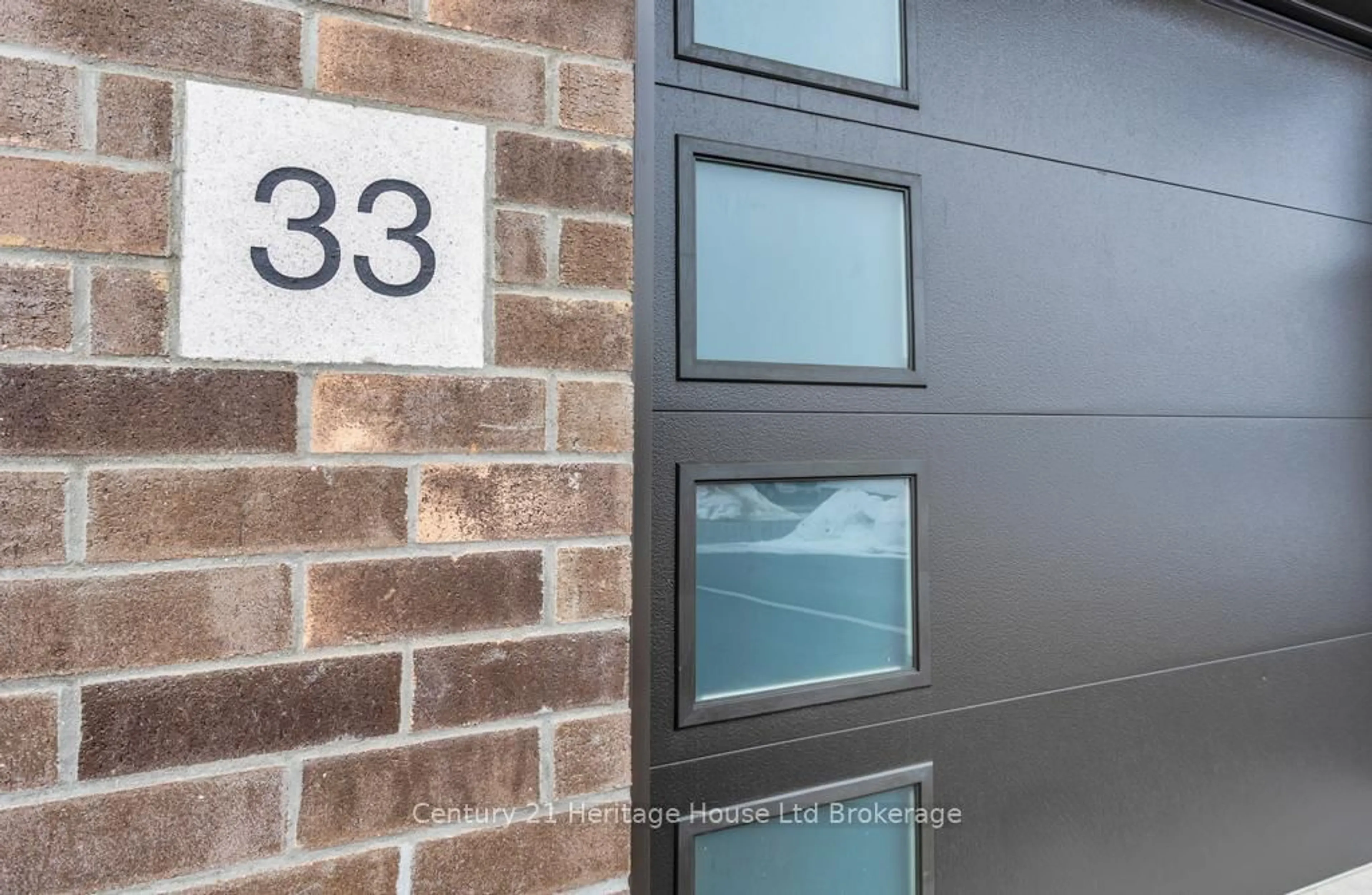 Unknown for 33 Martin St, Tillsonburg Ontario N4G 0K3