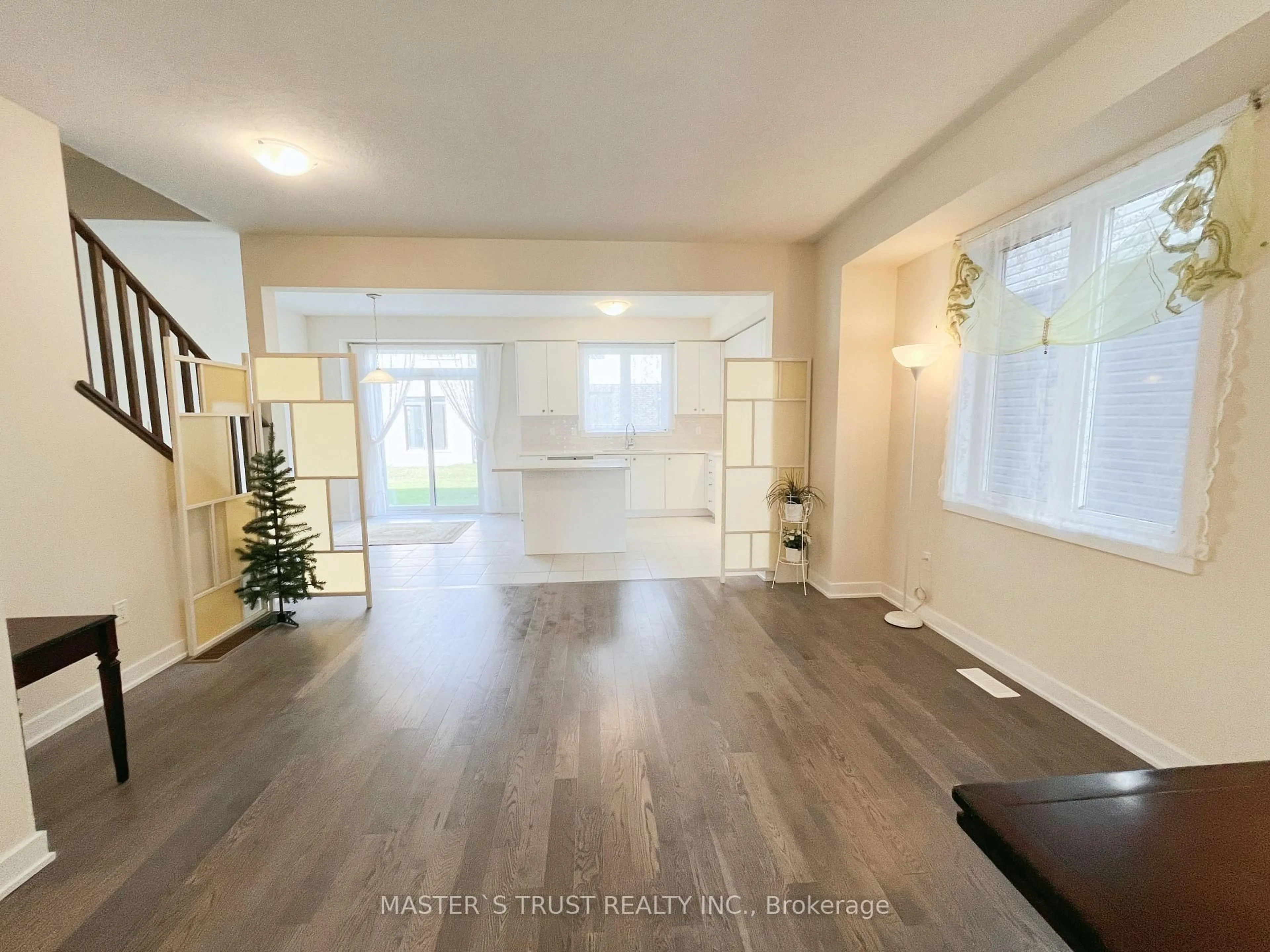 Unknown for 141 Keelson St, Welland Ontario L3B 0M6