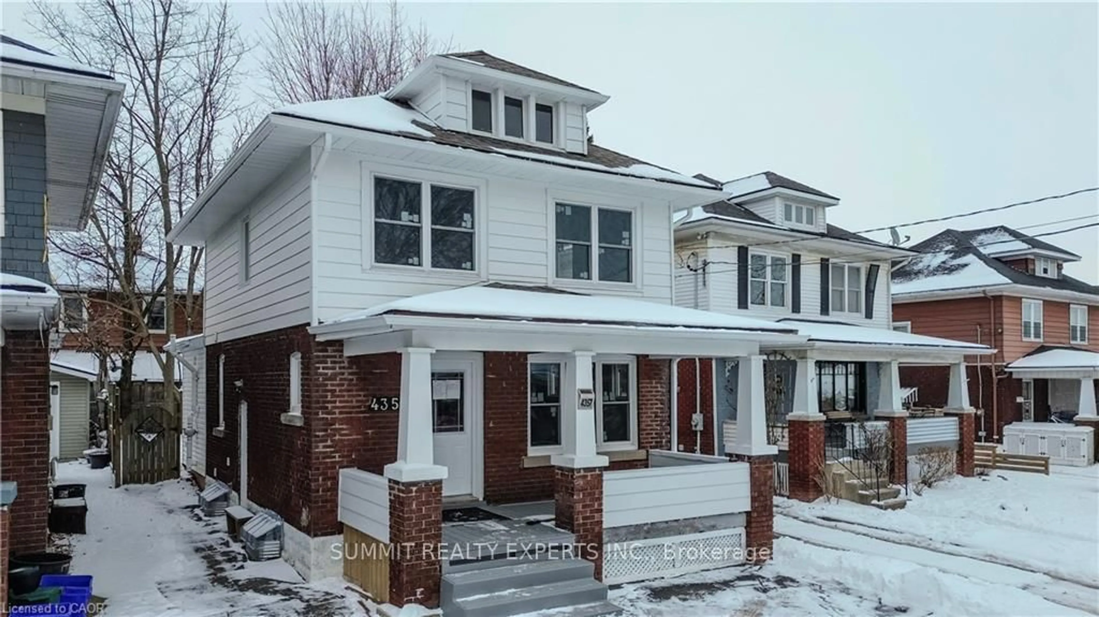 Home with brick exterior material, street for 4357 Seneca St, Niagara Falls Ontario L2E 1G5