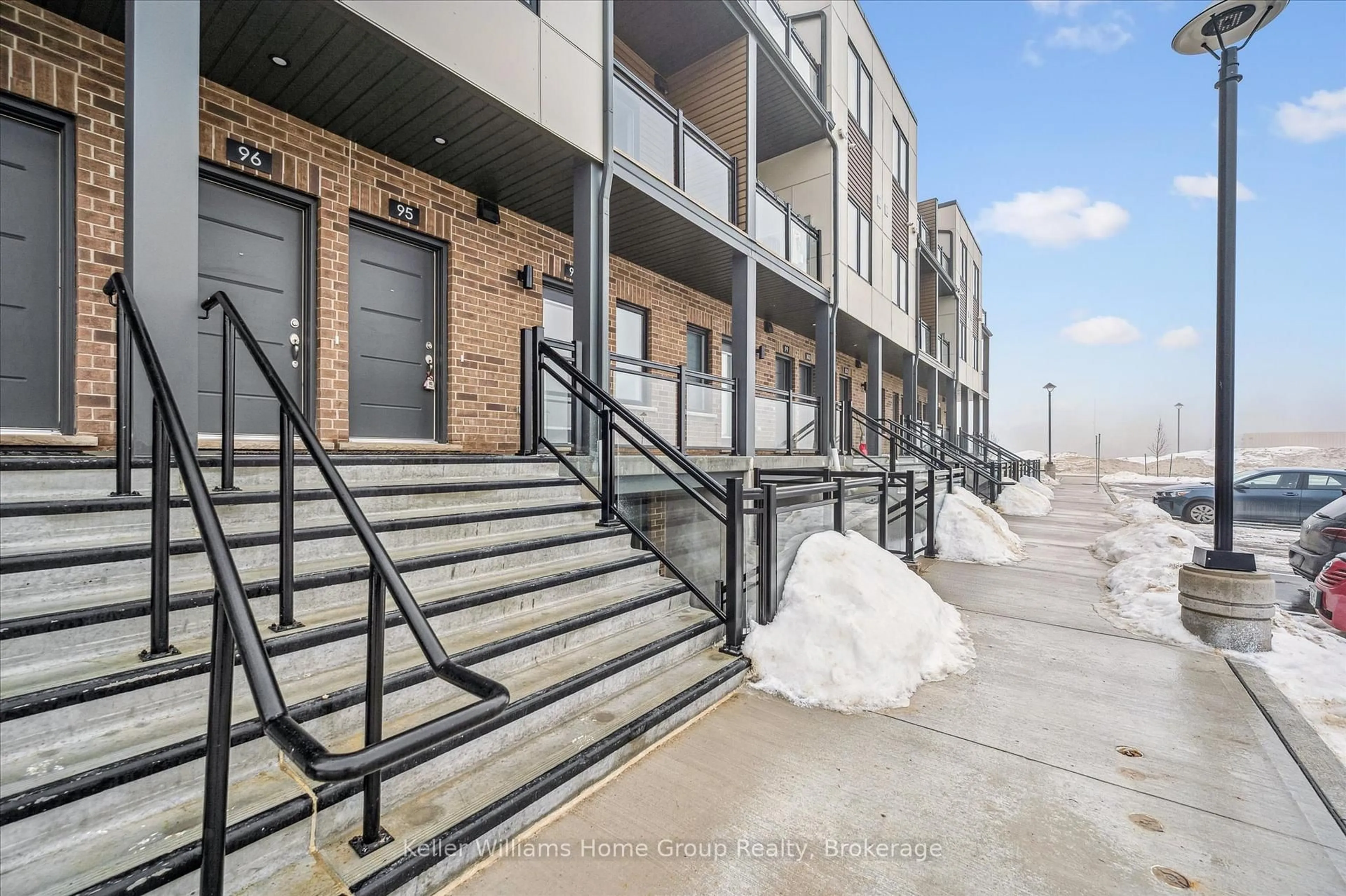 Patio, unknown for 940 St David St #94, Centre Wellington Ontario N1M 2W3