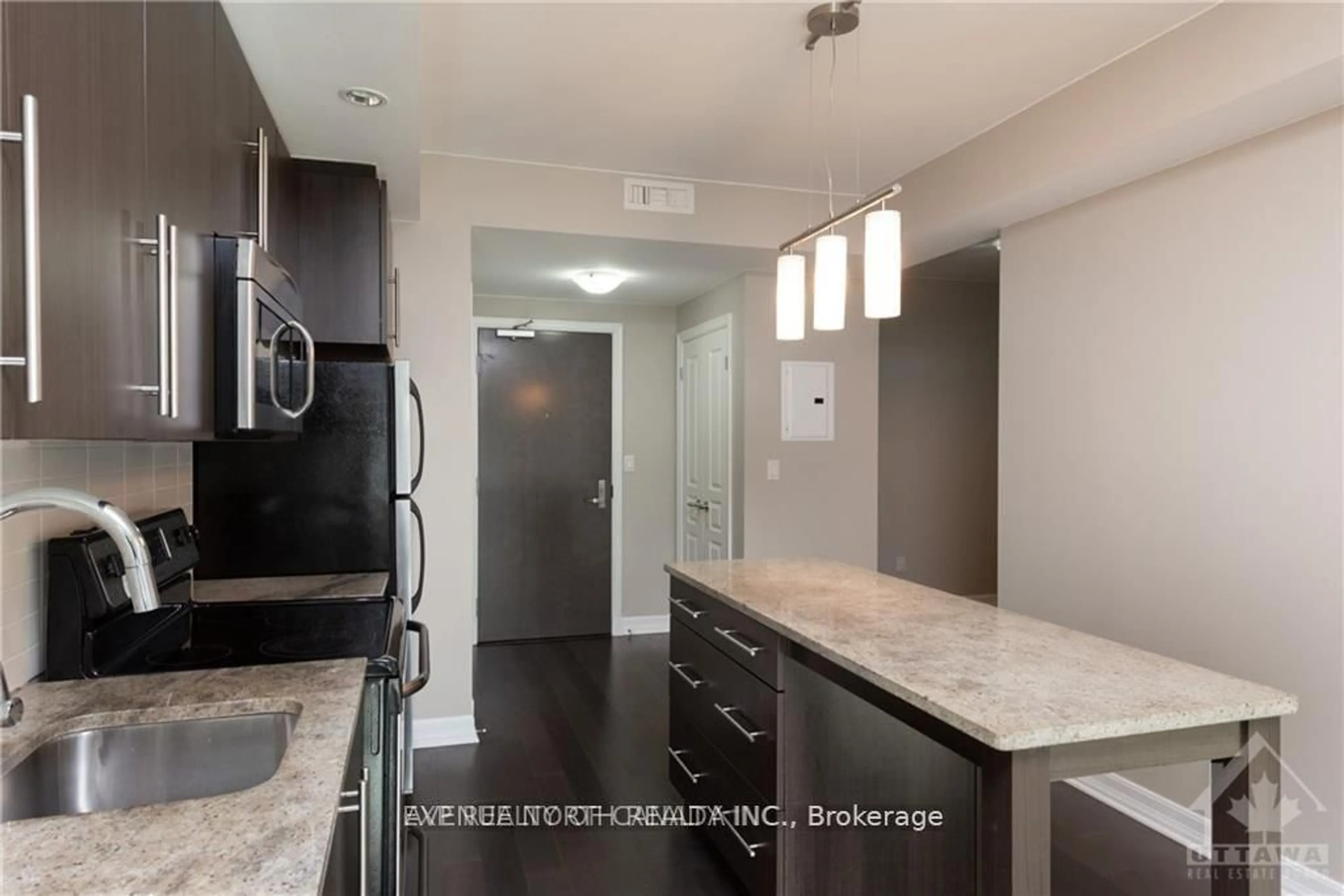 Unknown for 238 Besserer St #203, Ottawa Ontario K1N 6B1