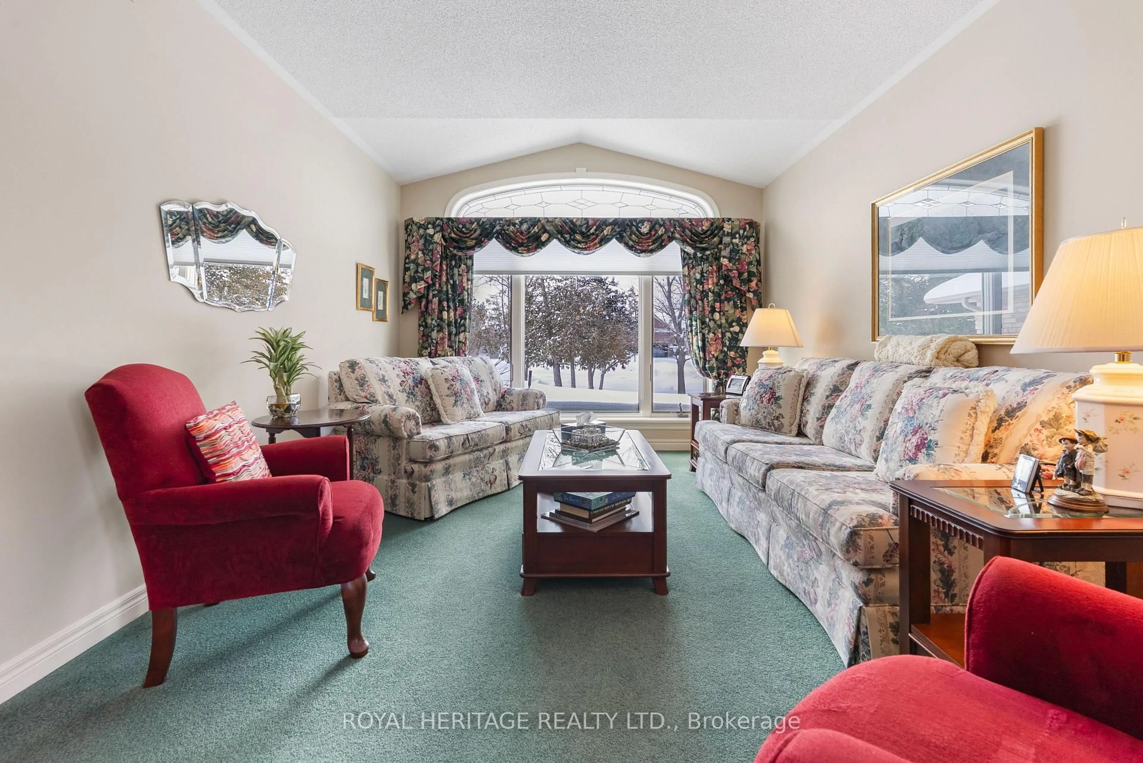 Living room with furniture, carpet floor for 21 Island Bay Dr, Kawartha Lakes Ontario K0M 1A0