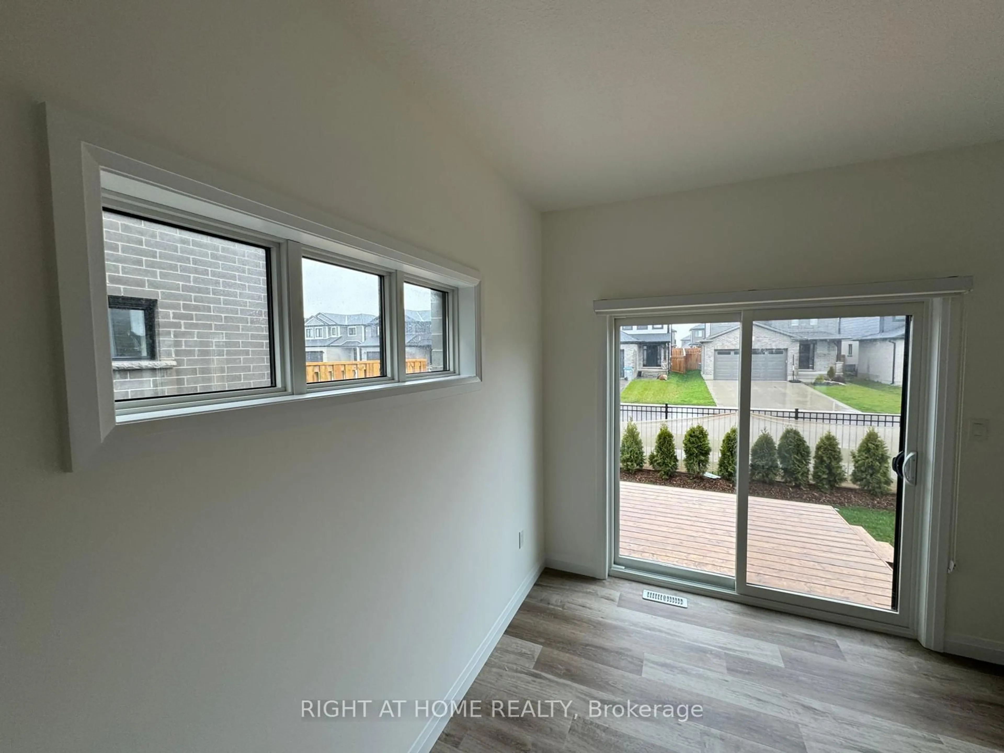 A pic of a room for 17 NICHOLSON St #36, Lucan Biddulph Ontario N0M 2J0