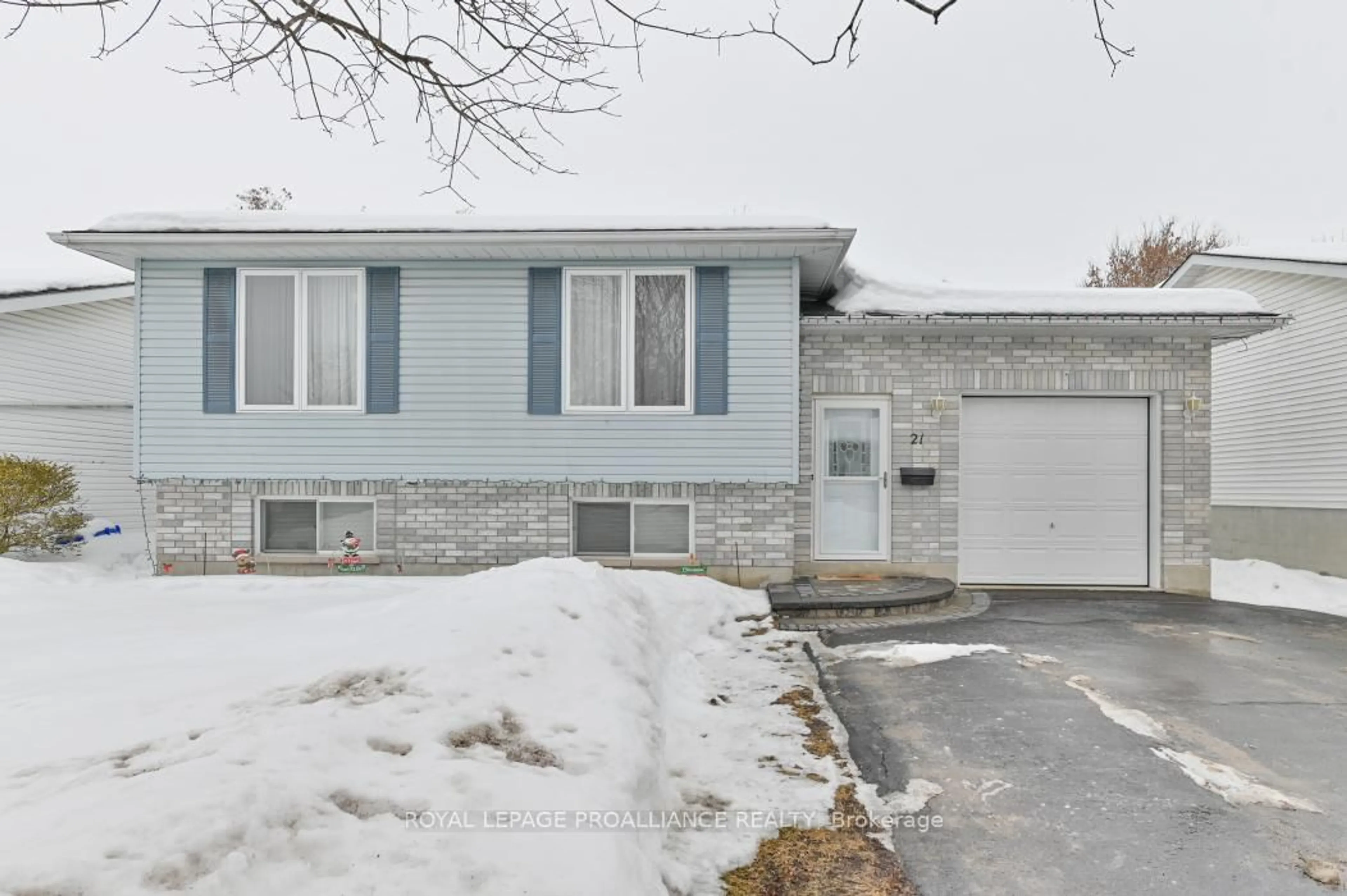 Unknown for 21 Robert Dr, Quinte West Ontario K8V 6P2