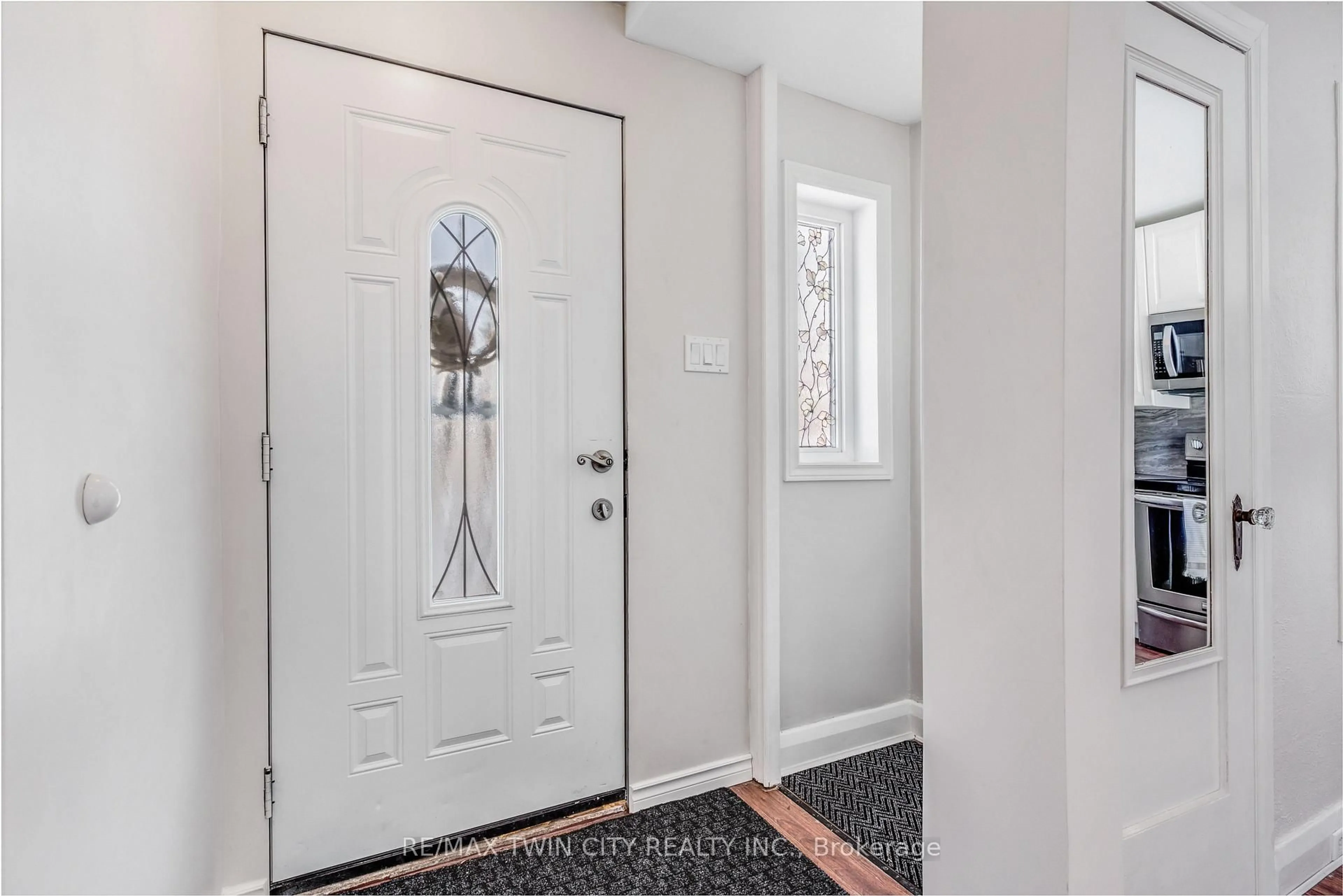 Indoor entryway for 13 Devitt Ave, Waterloo Ontario N2J 3E7