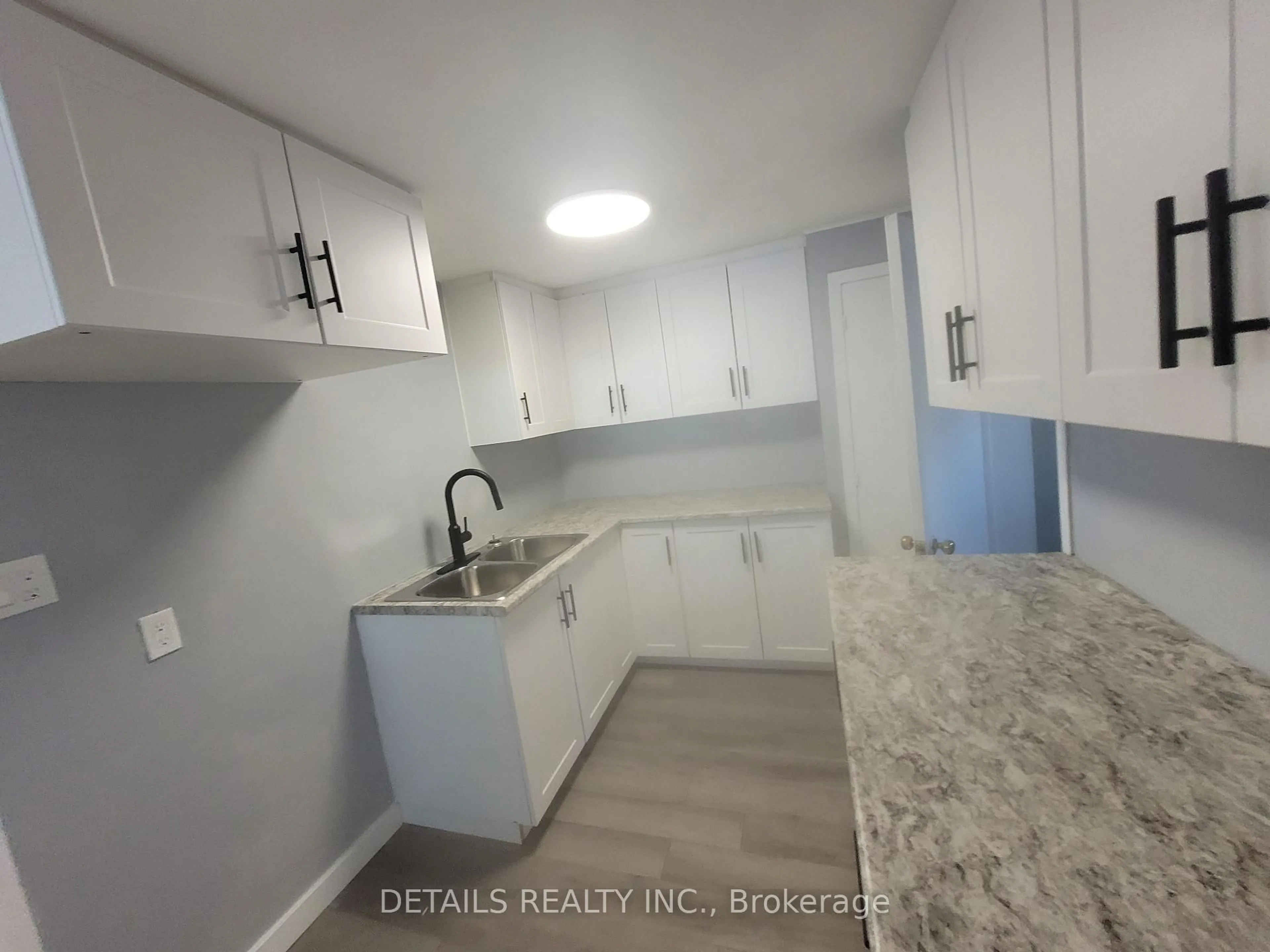 Standard kitchen, ceramic/tile floor for 4559 Ste Catherine St, The Nation Ontario K0C 2B0