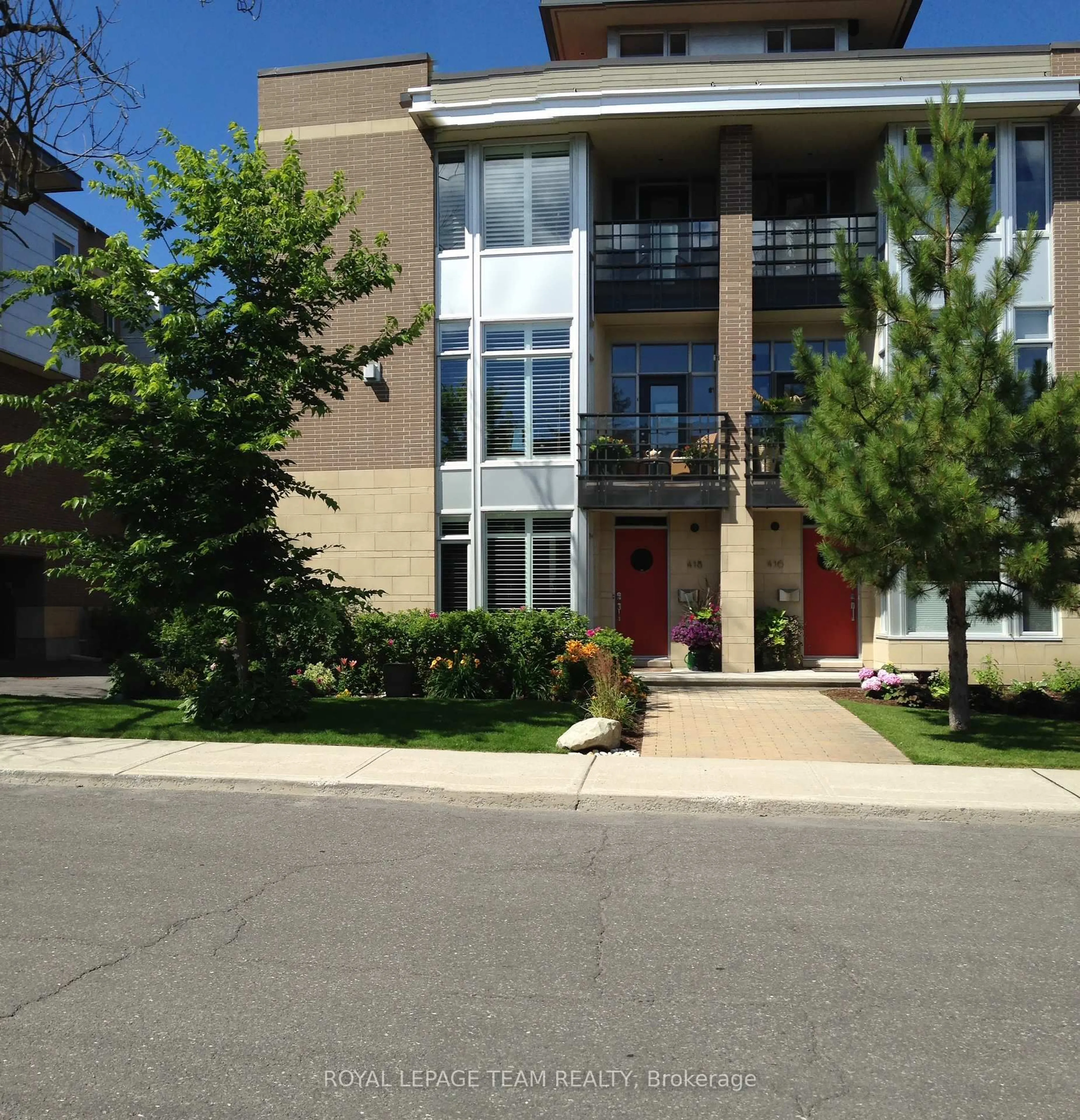 Home with brick exterior material, street for 418 Mayfair Ave, Ottawa Ontario K1Y 0K4