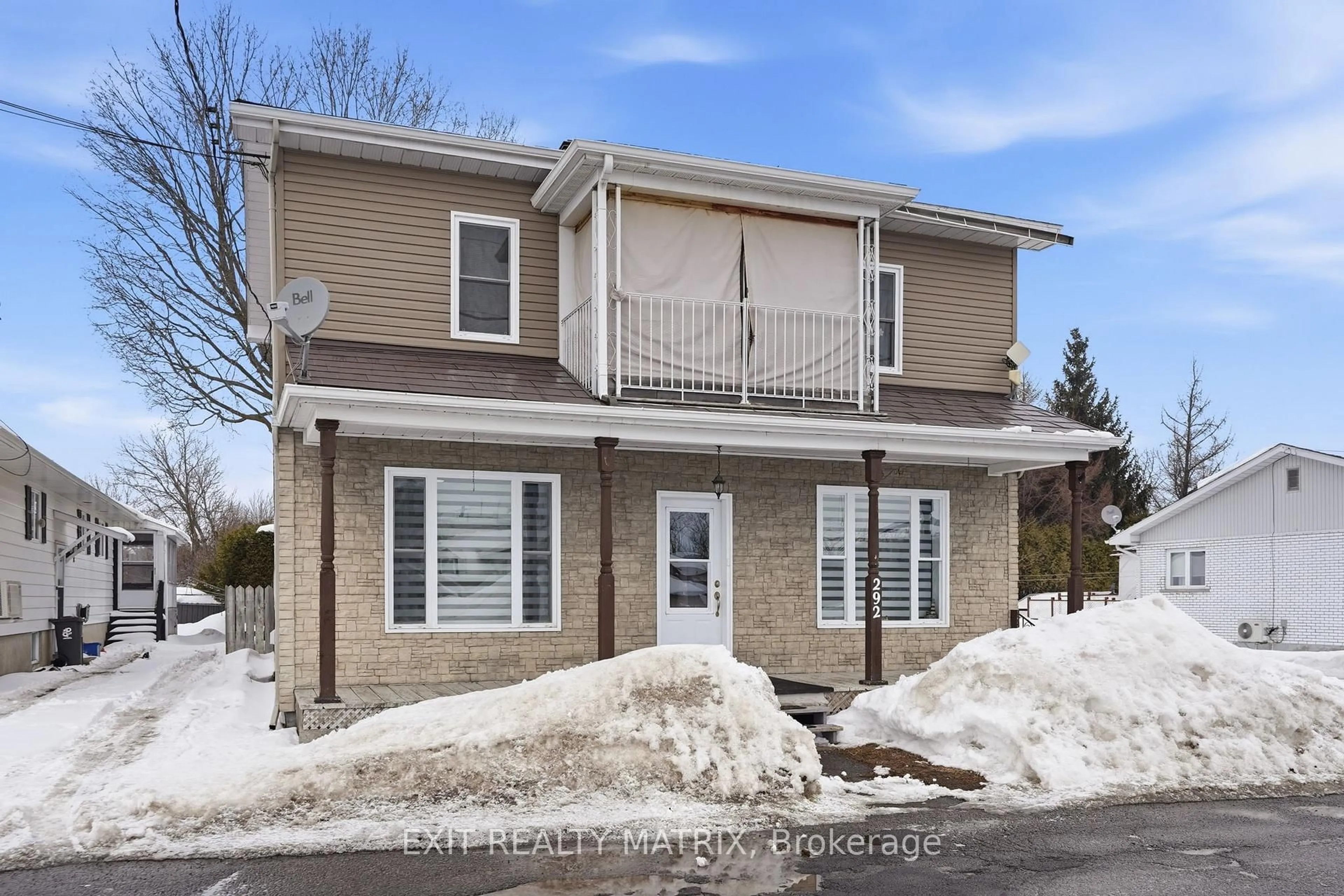 Home with brick exterior material, street for 292 St. Joseph St, Alfred and Plantagenet Ontario K0B 1A0