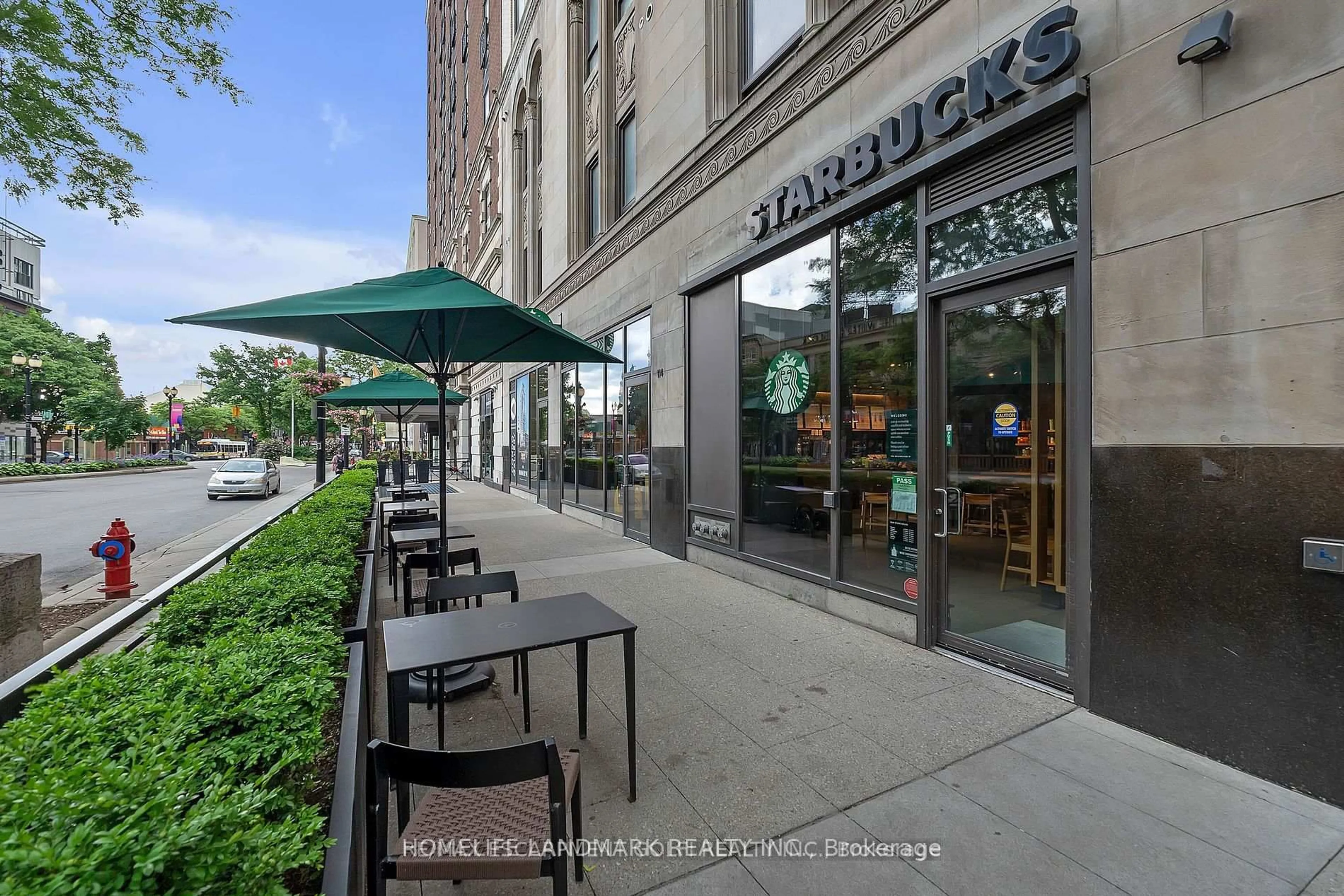 Patio, street for 112 King St #709, Hamilton Ontario L8N 1A8