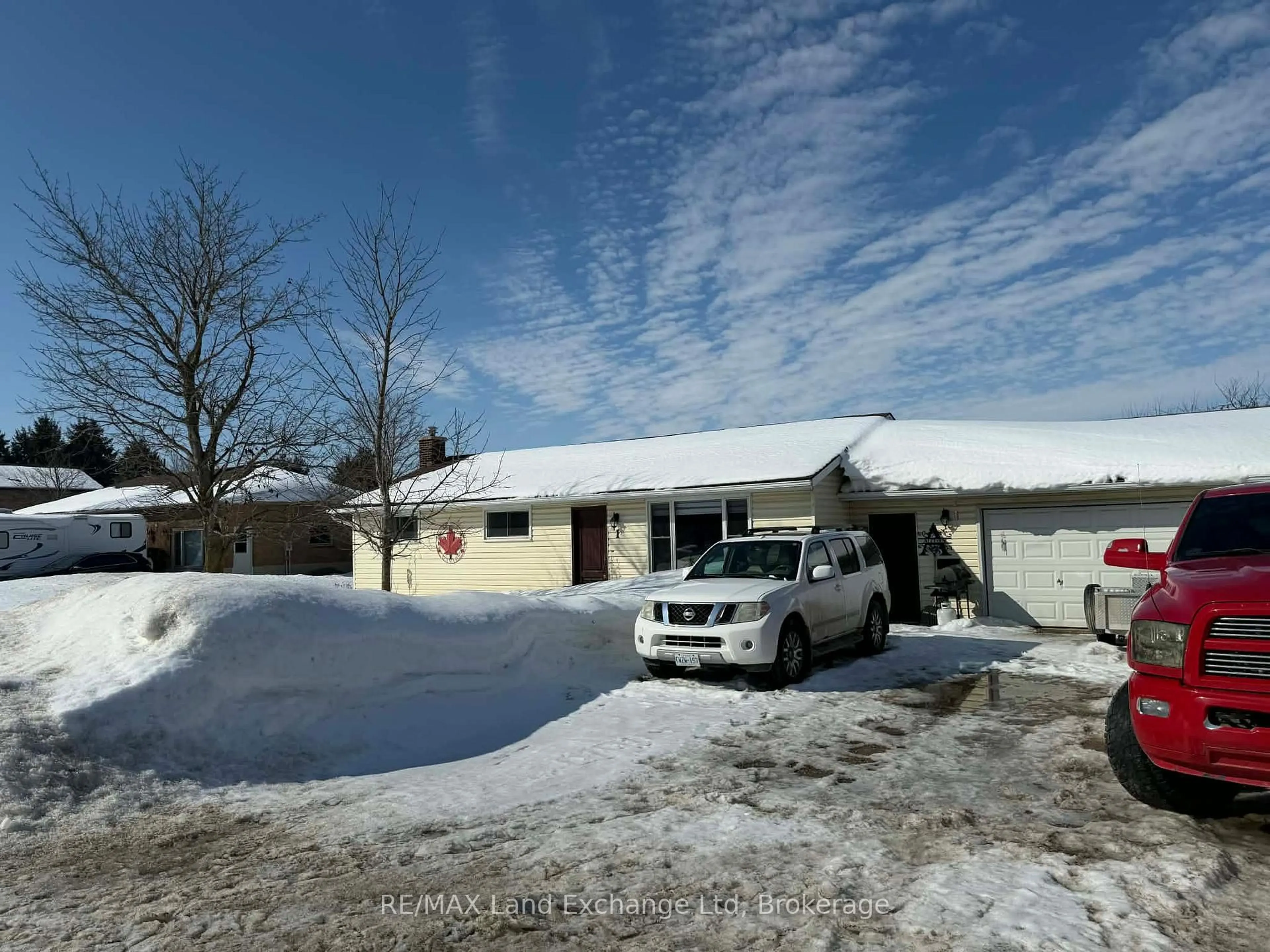 A pic from outside/outdoor area/front of a property/back of a property/a pic from drone, street for 1 Jordan Dr, North Huron Ontario N0G 1E0
