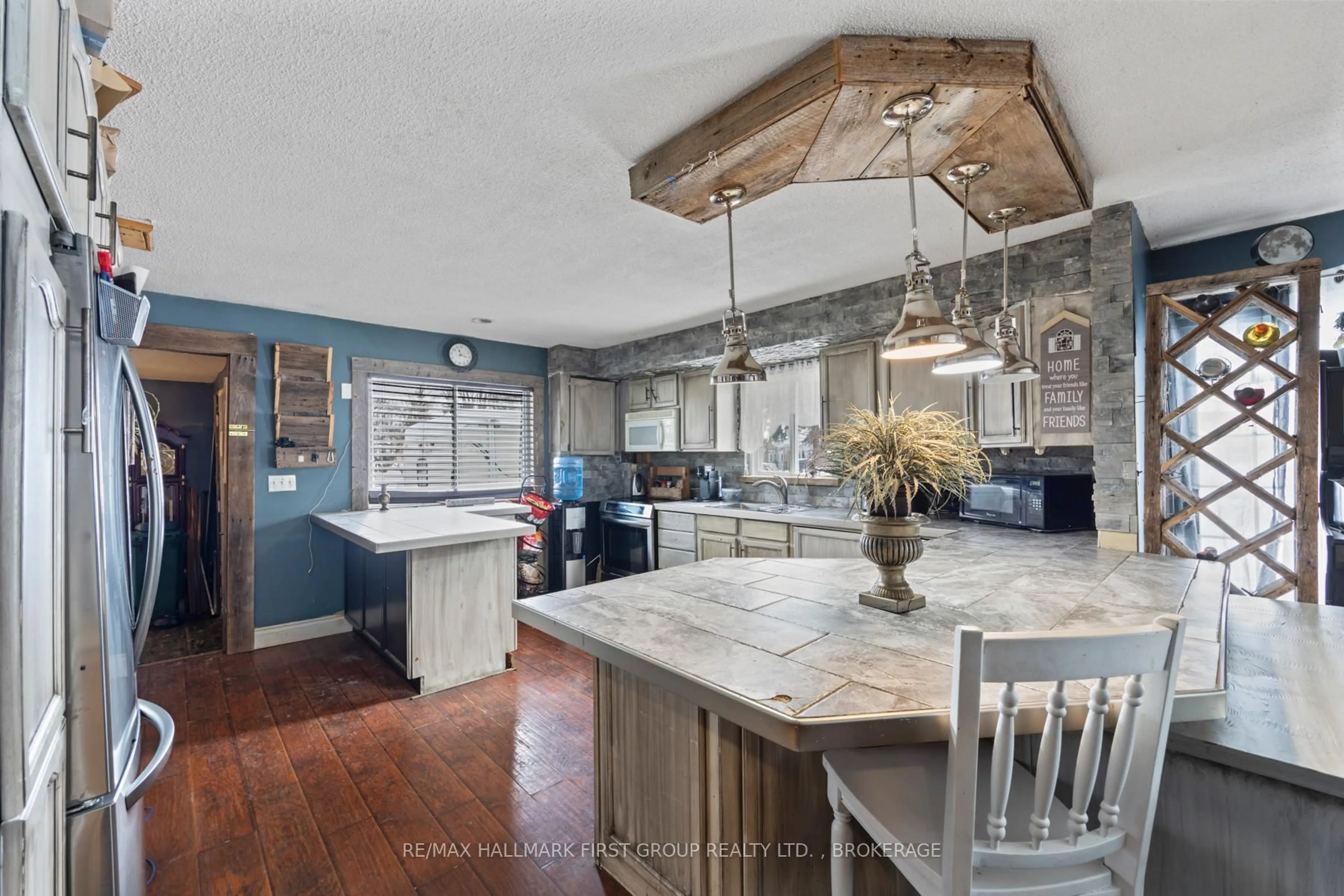 Open concept kitchen, unknown for 469 Absalom Rd, Bath Ontario K0H 1G0