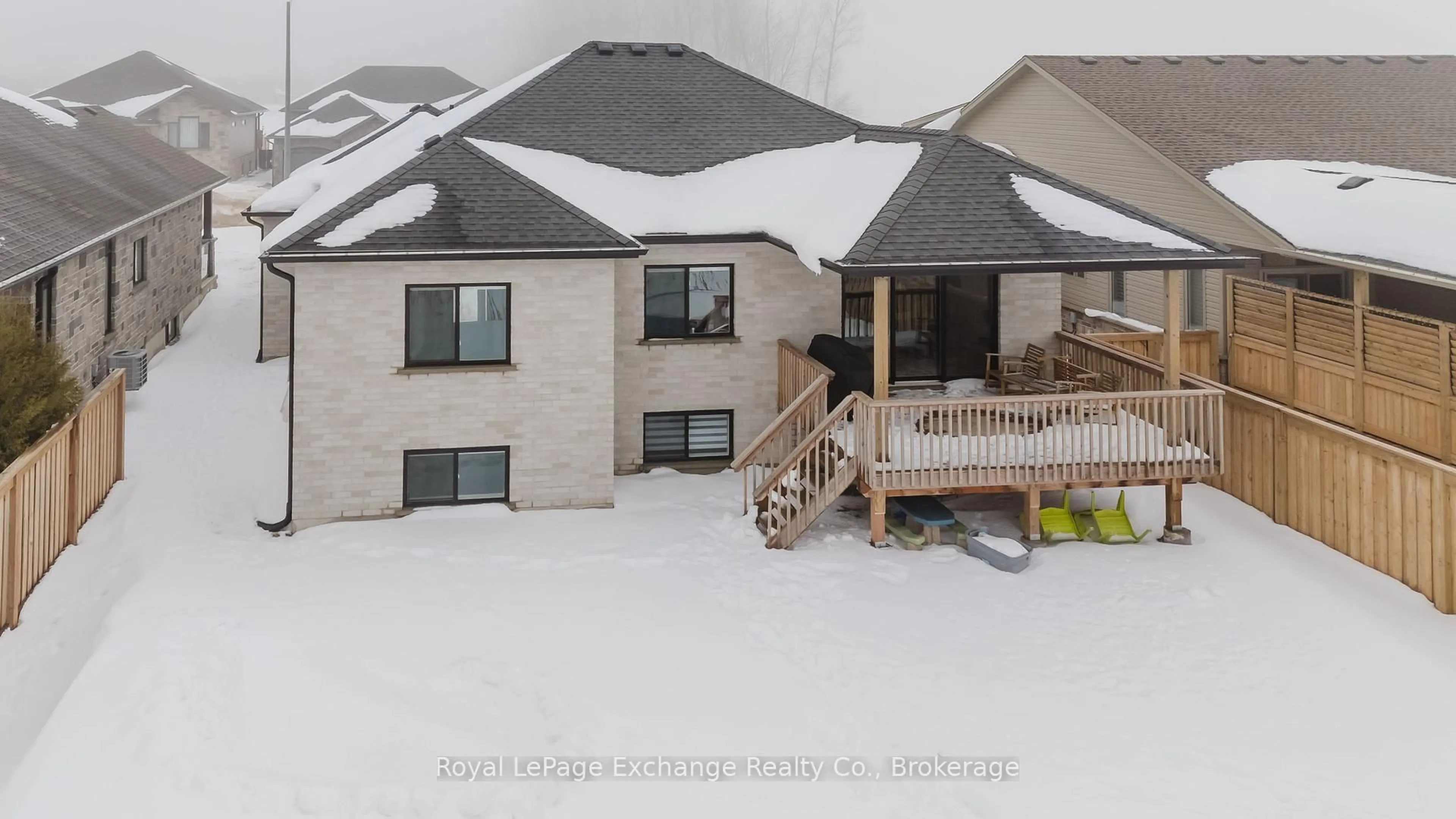 A pic from outside/outdoor area/front of a property/back of a property/a pic from drone, mountain view for 394 Ridge St, Saugeen Shores Ontario N0H 2C3