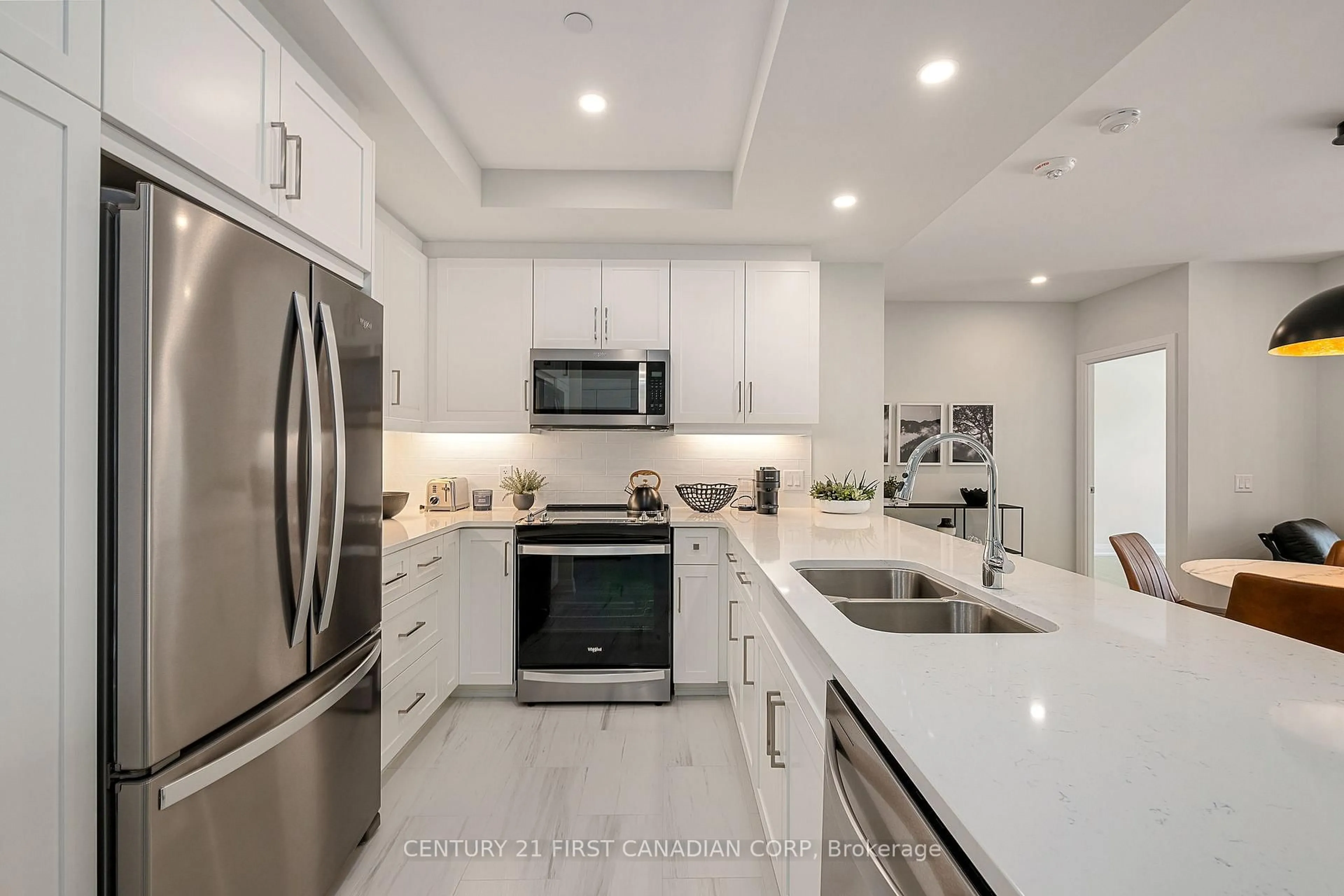 Unknown for 1975 FOUNTAIN GRASS Dr #106, London South Ontario N6K 4P9