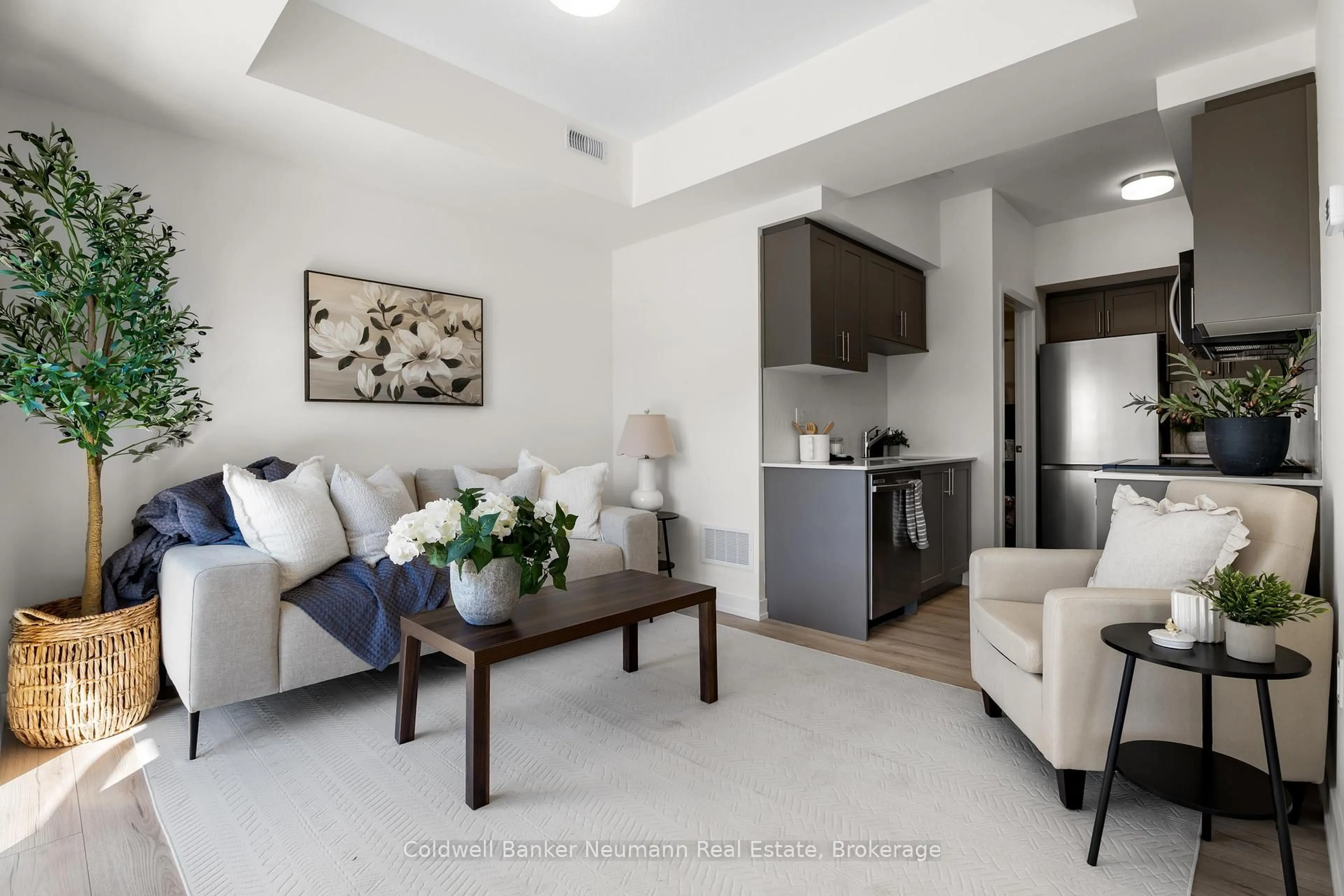 Living room with furniture, unknown for 940 St David St #51, Centre Wellington Ontario N1M 0L7