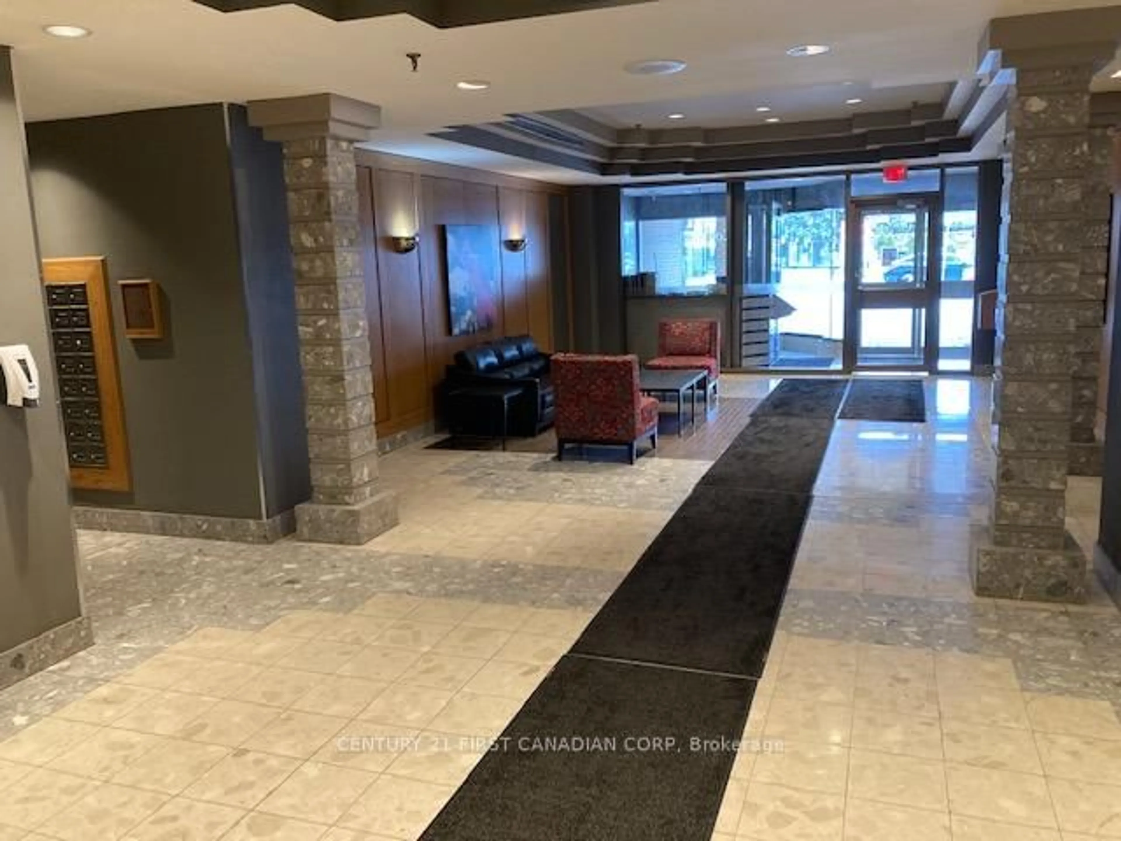 Lobby for 695 Richmond St #602, London East Ontario N6A 5M8