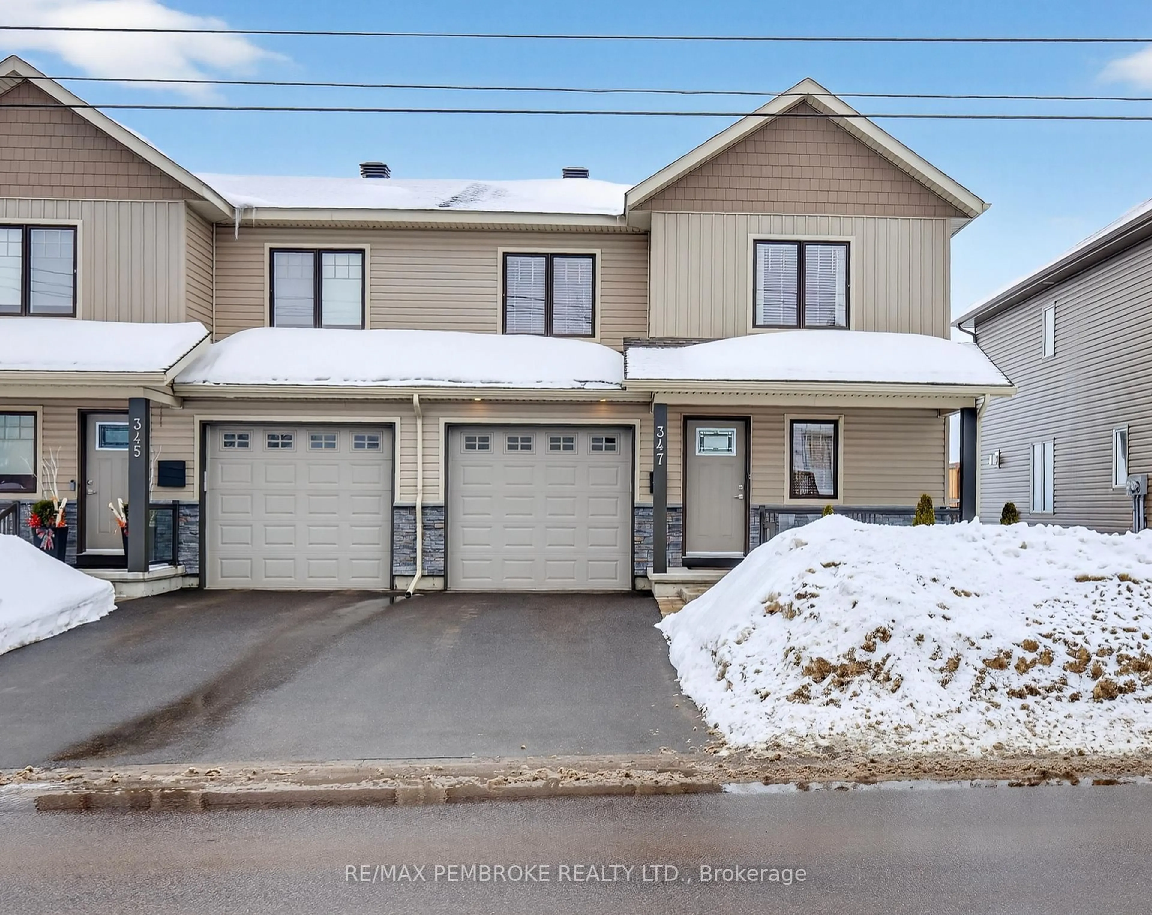 Unknown for 347 Nelson St, Pembroke Ontario K8A 3N5