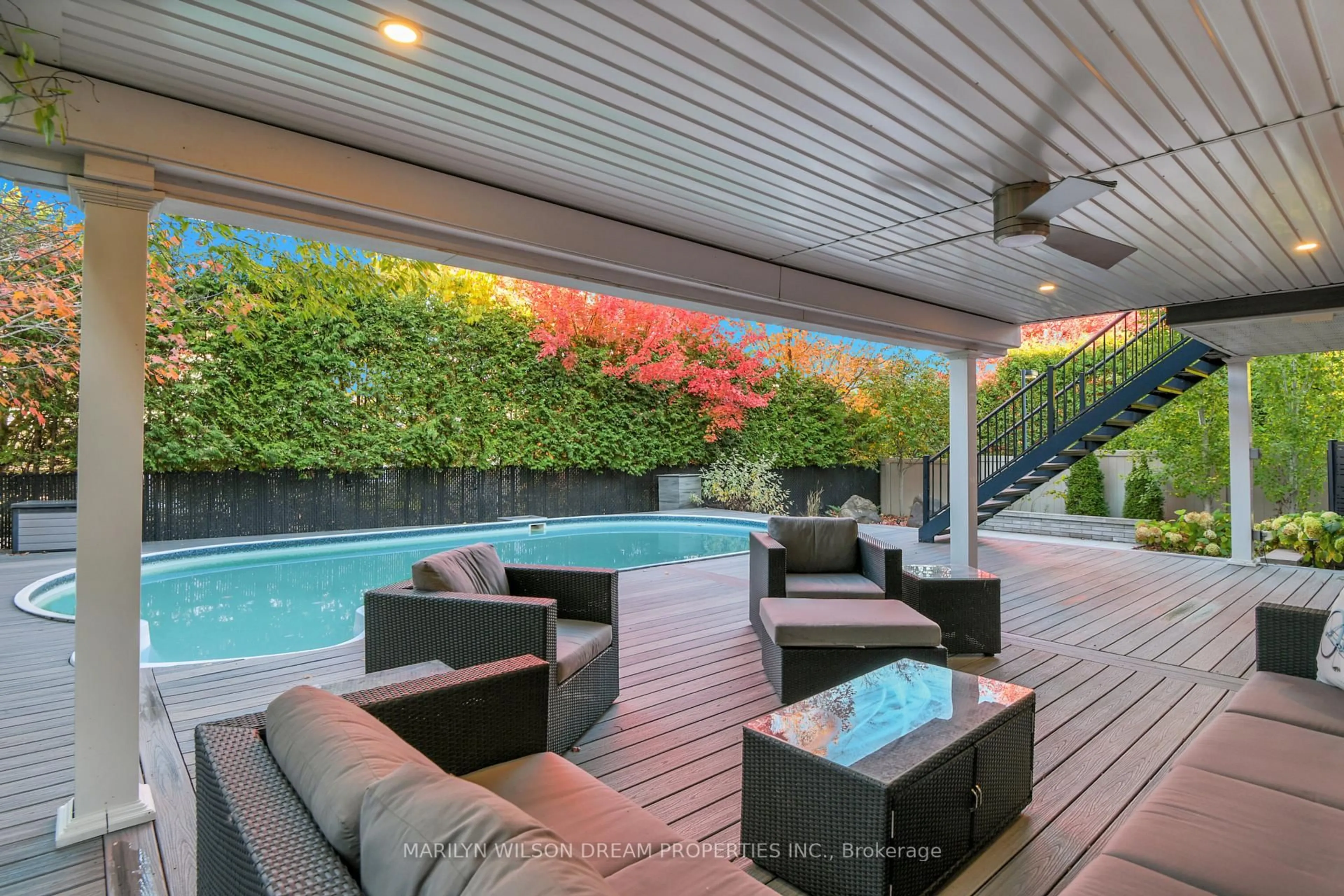 Patio, street for 71 Manning Crt, Ottawa Ontario K2K 3N2