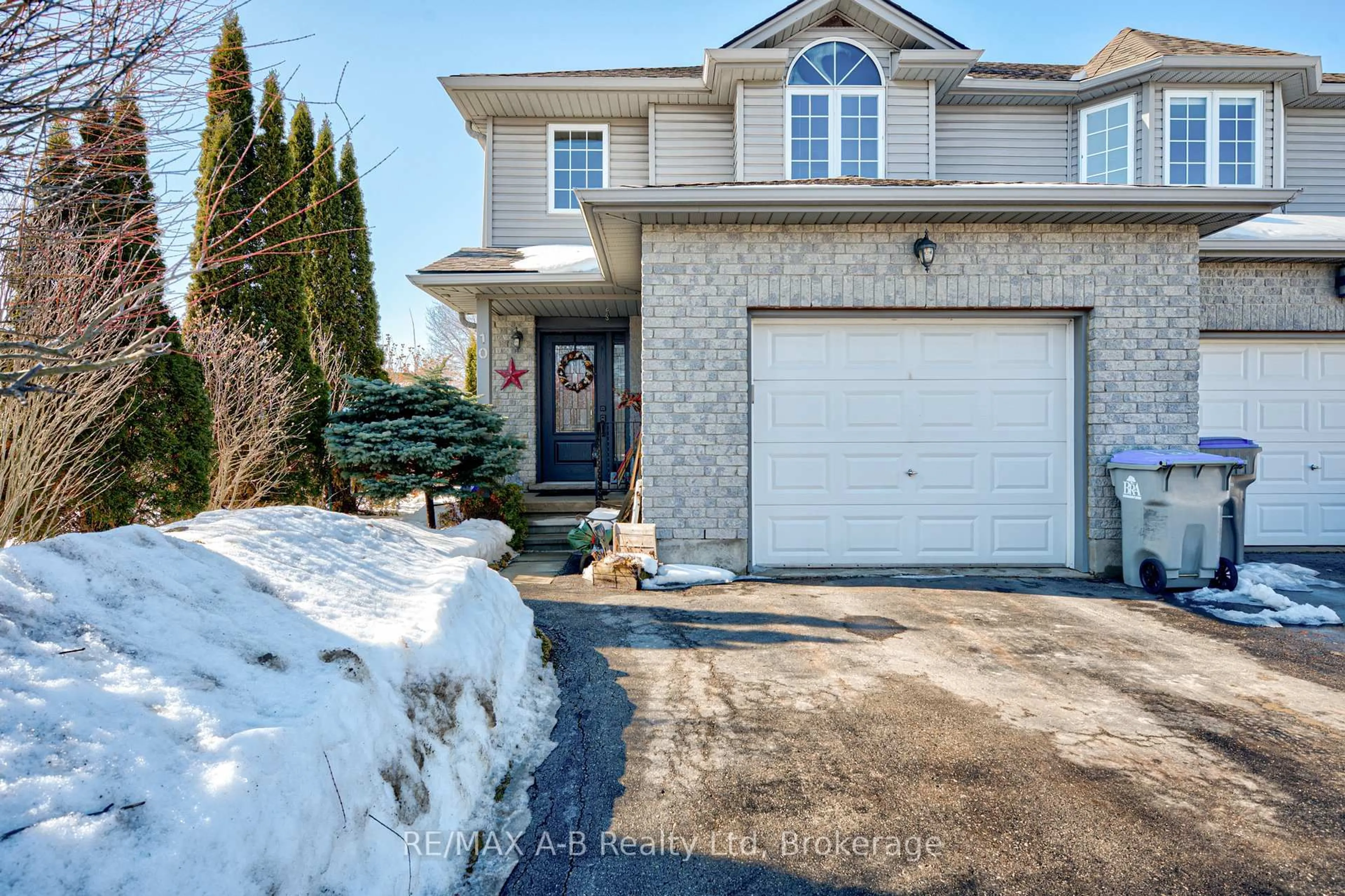 Unknown for 10 Edison St, St. Marys Ontario N4X 1E6