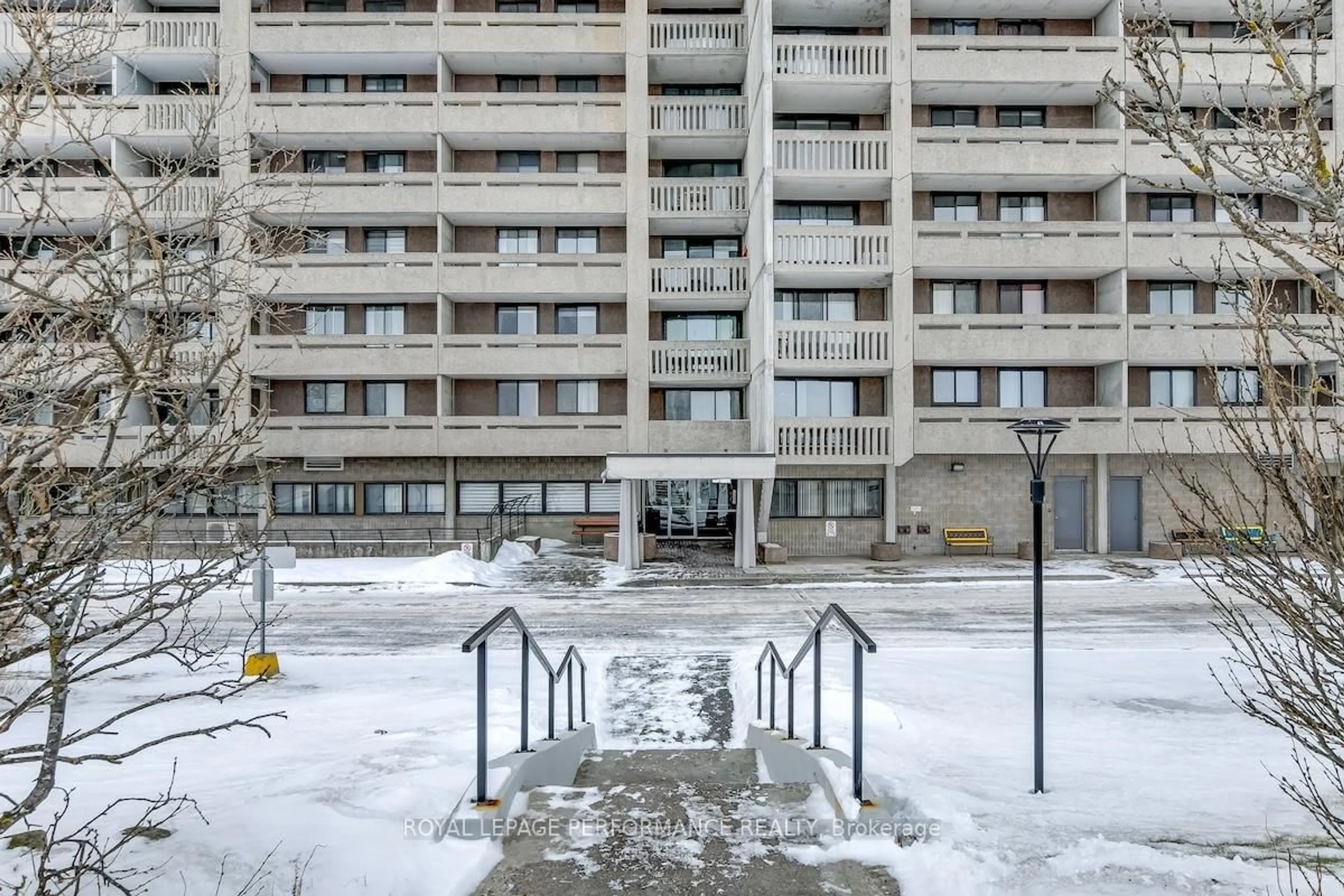 Unknown for 415 Greenview Ave #404, Ottawa Ontario K2B 8G5