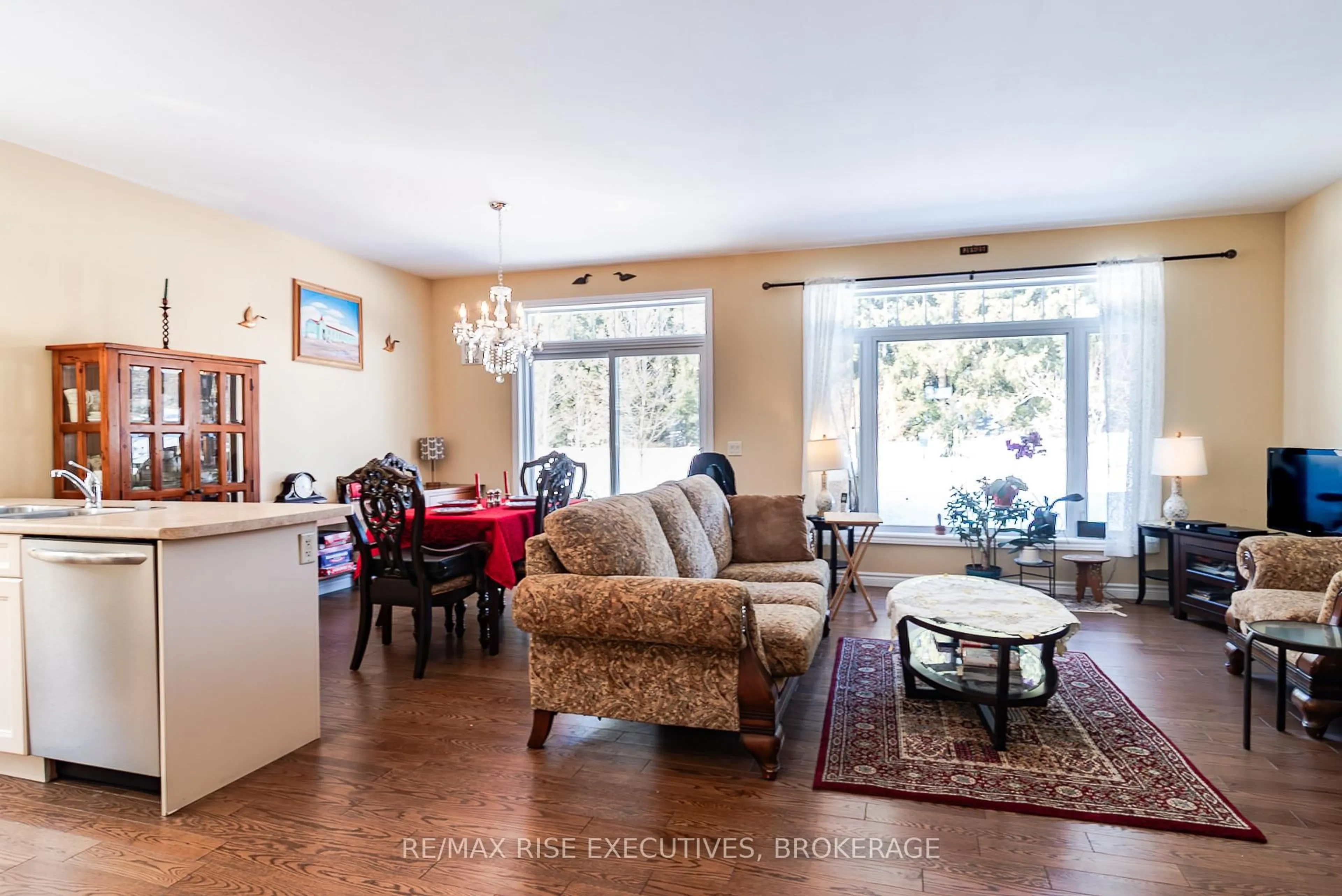 Living room with furniture, unknown for 7 Autumn Lane #4, Huntsville Ontario P1H 0C7