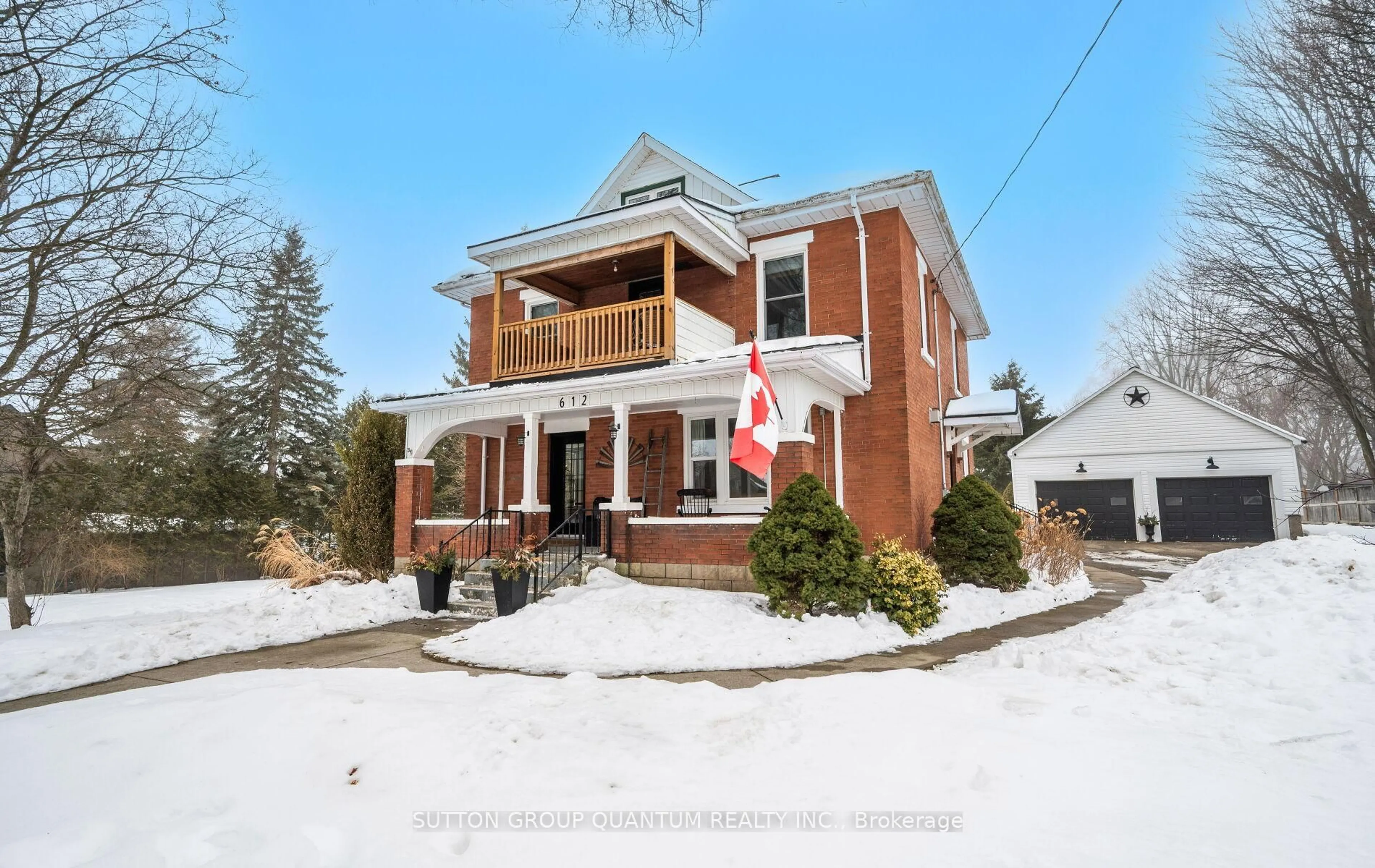 Home with brick exterior material, building for 612 MAIN St, Norwich Ontario N0J 1C0