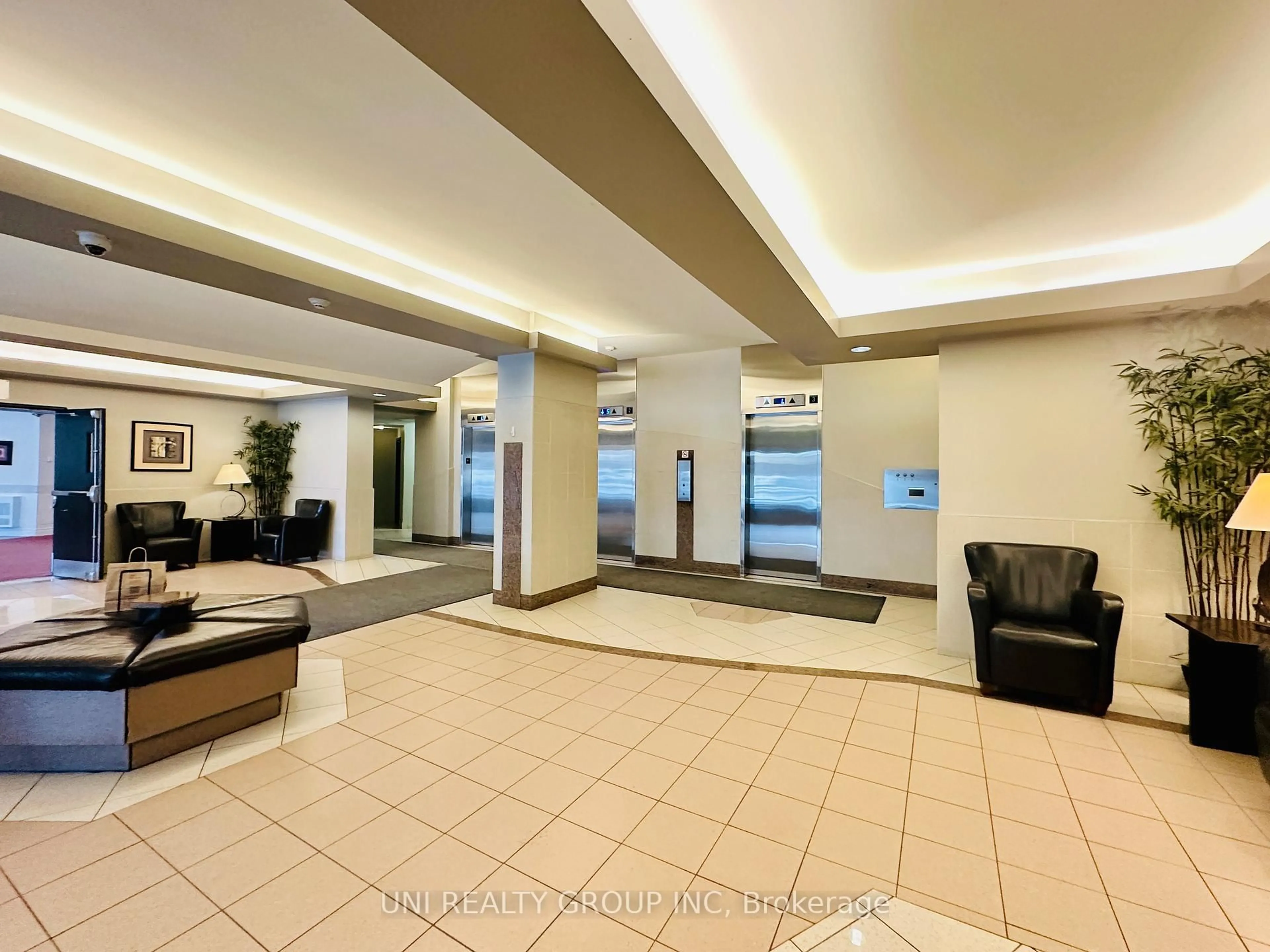 Lobby for 900 Dynes Rd #1508, Ottawa Ontario K2C 3L6