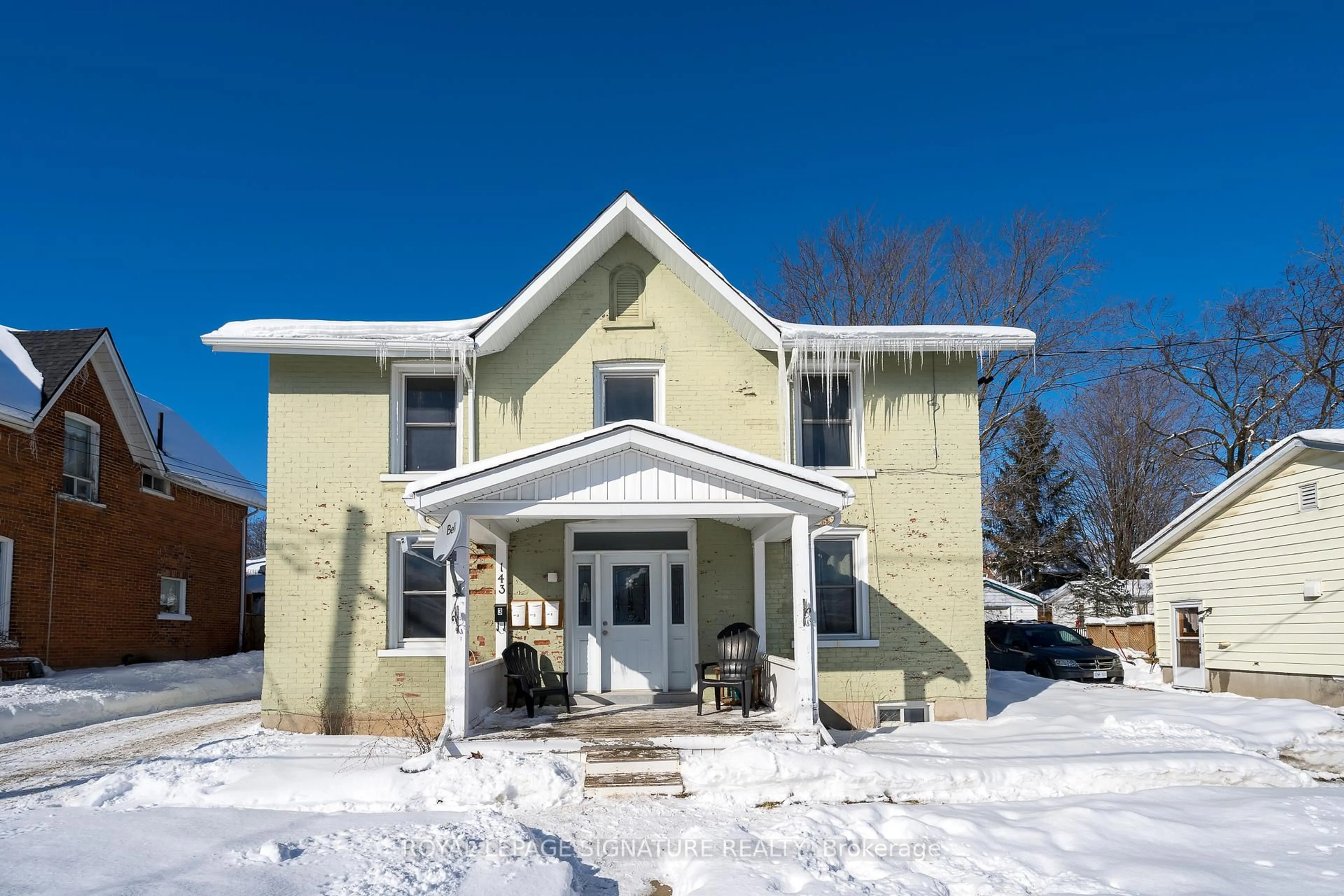 Home with vinyl exterior material, street for 143 Dundas St, Greater Napanee Ontario K7R 2A2