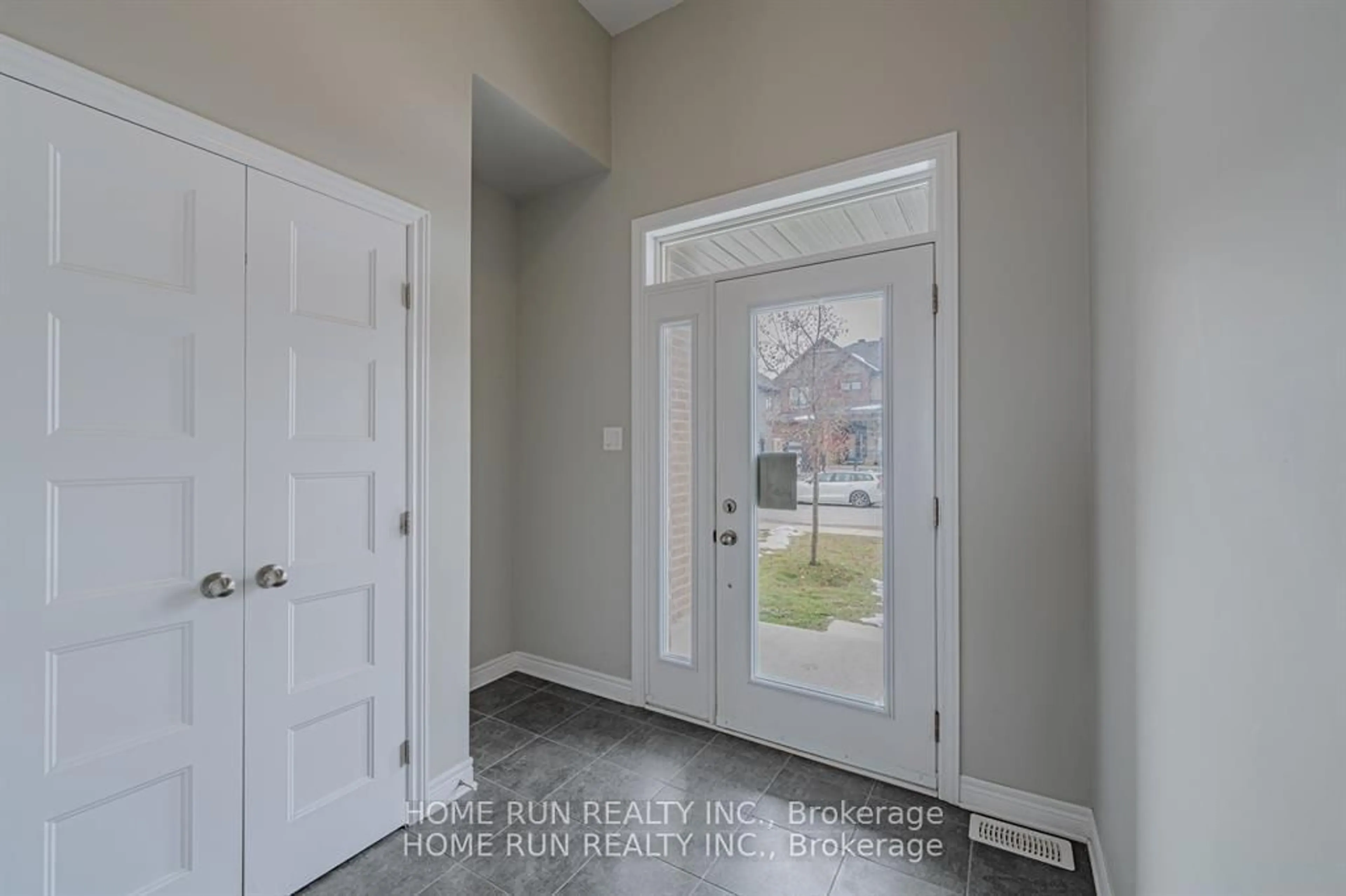 Indoor entryway for 53 McPhail Rd, Carleton Place Ontario K2C 0P6