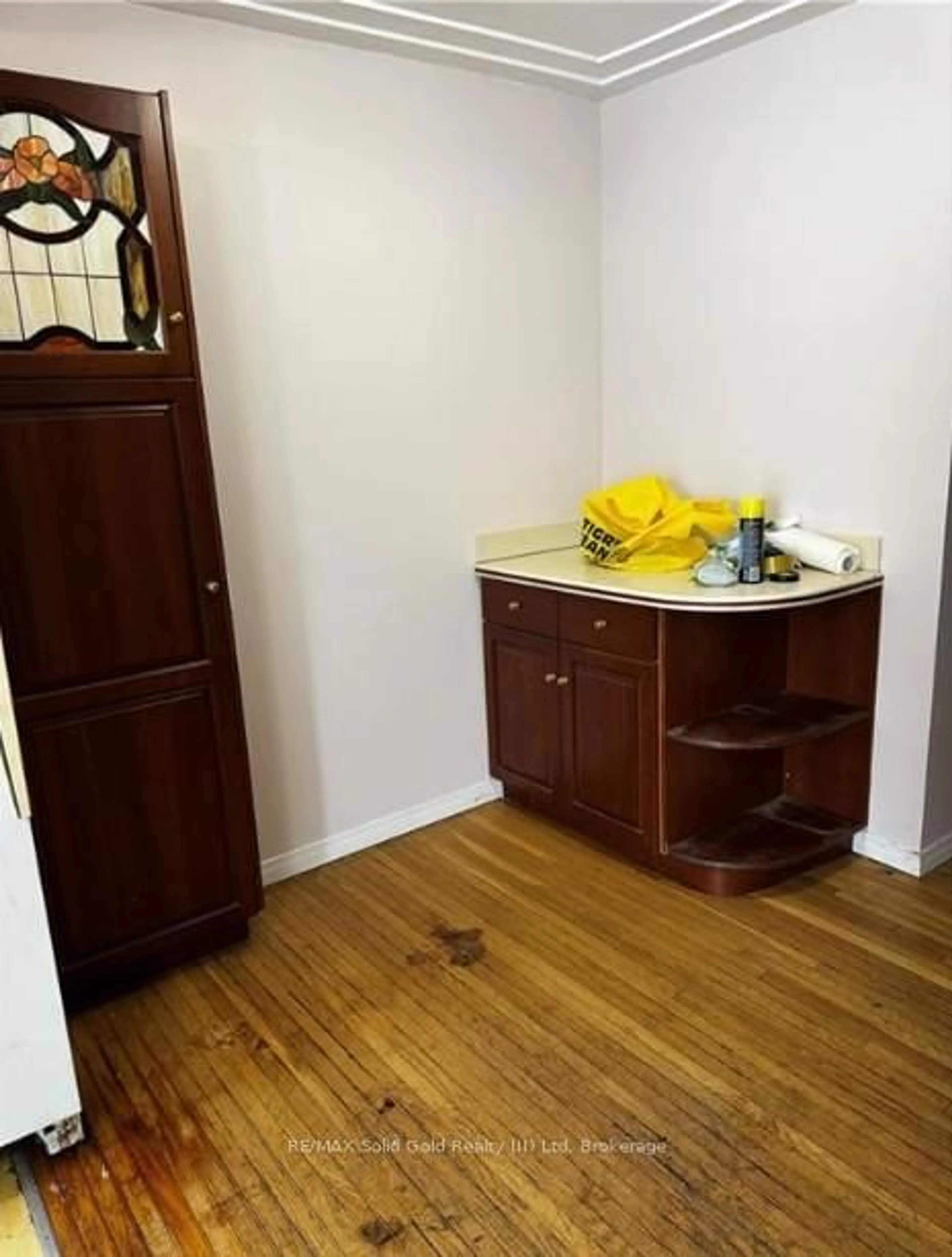 A pic of a room for 316E Bluevale St, Waterloo Ontario N2J 4G3