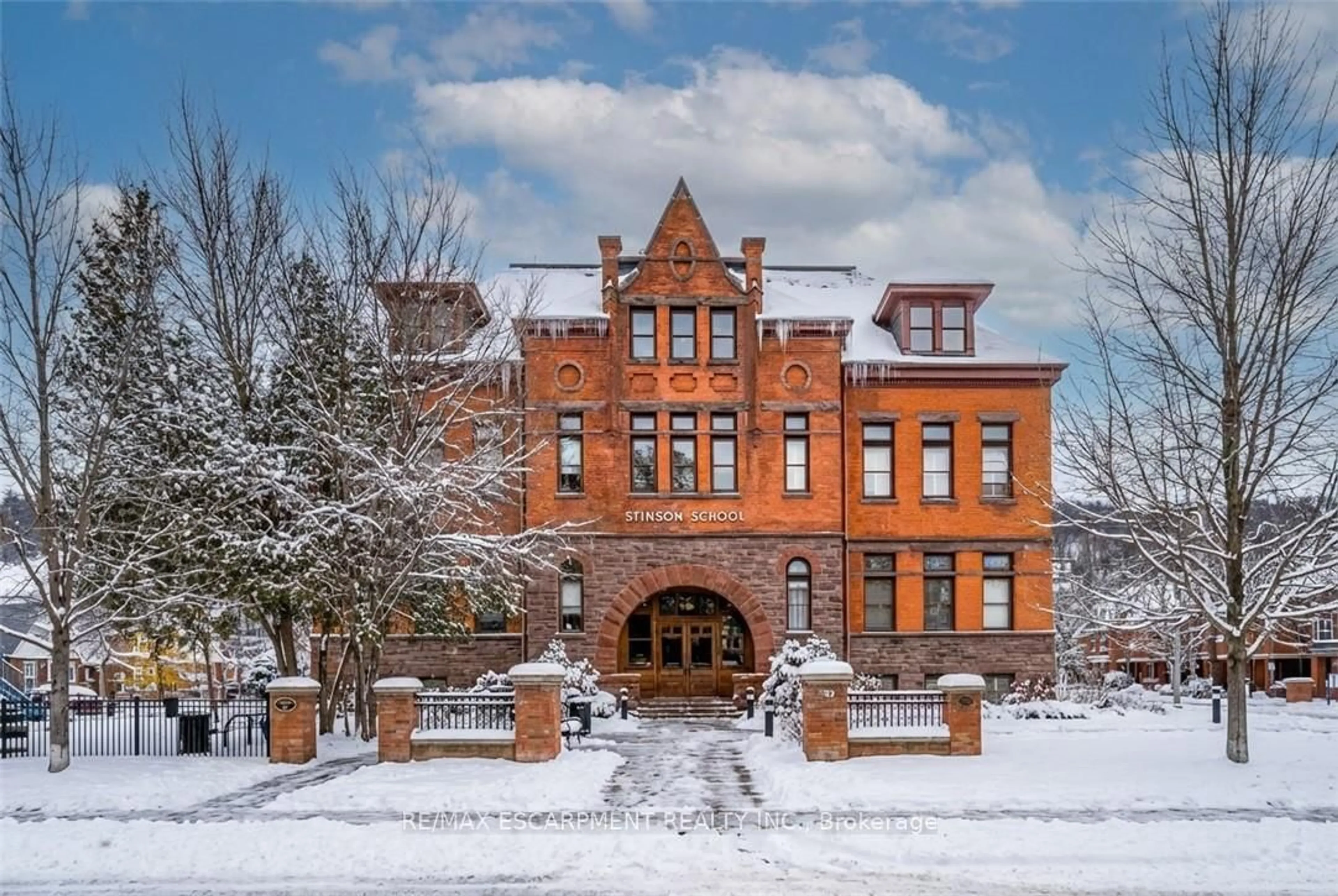 Unknown for 200 Stinson St #104, Hamilton Ontario L8N 4J5