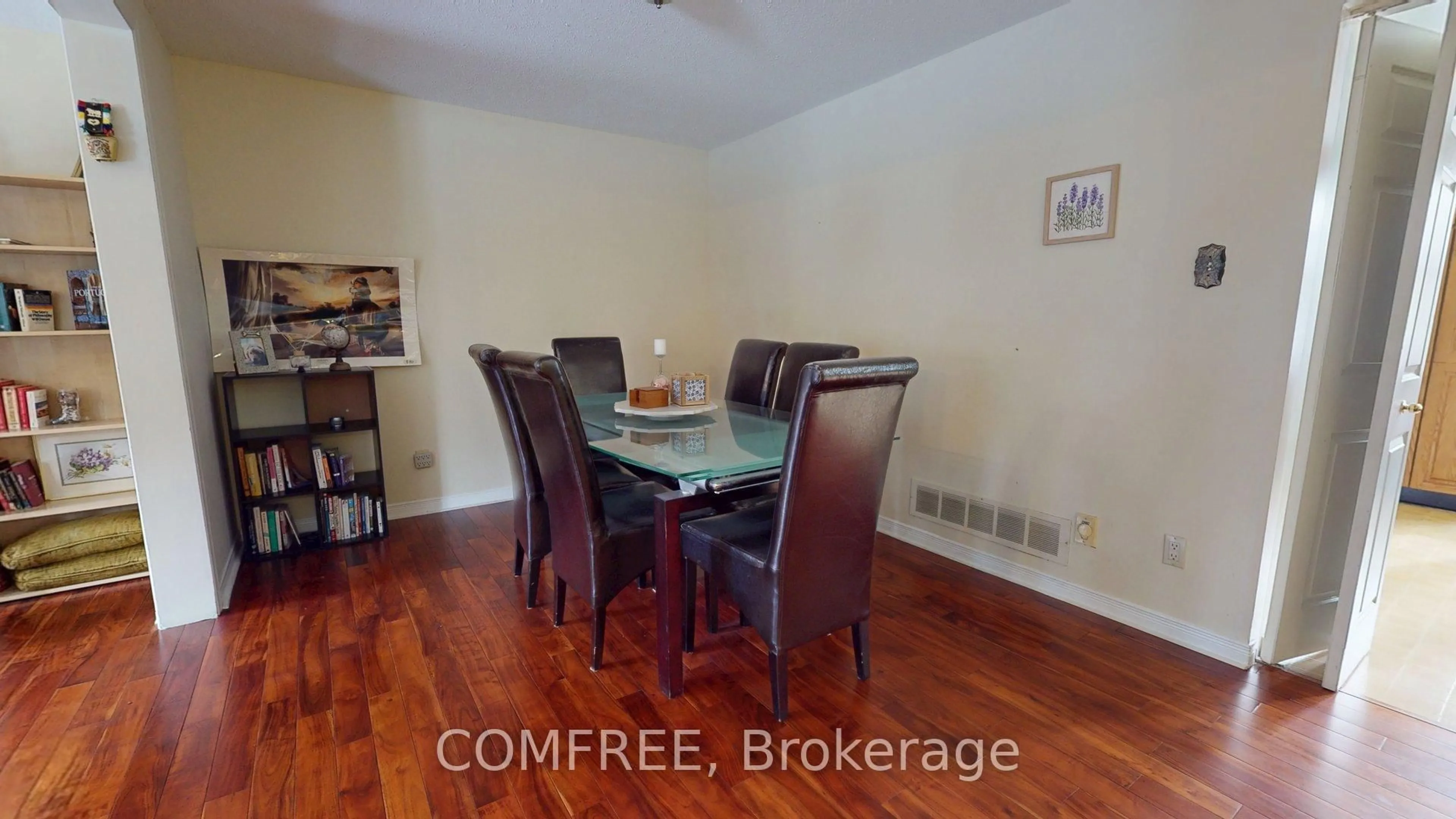 Dining room, wood/laminate floor for 22 Arbordale Cres, Ottawa Ontario K2G 5C6