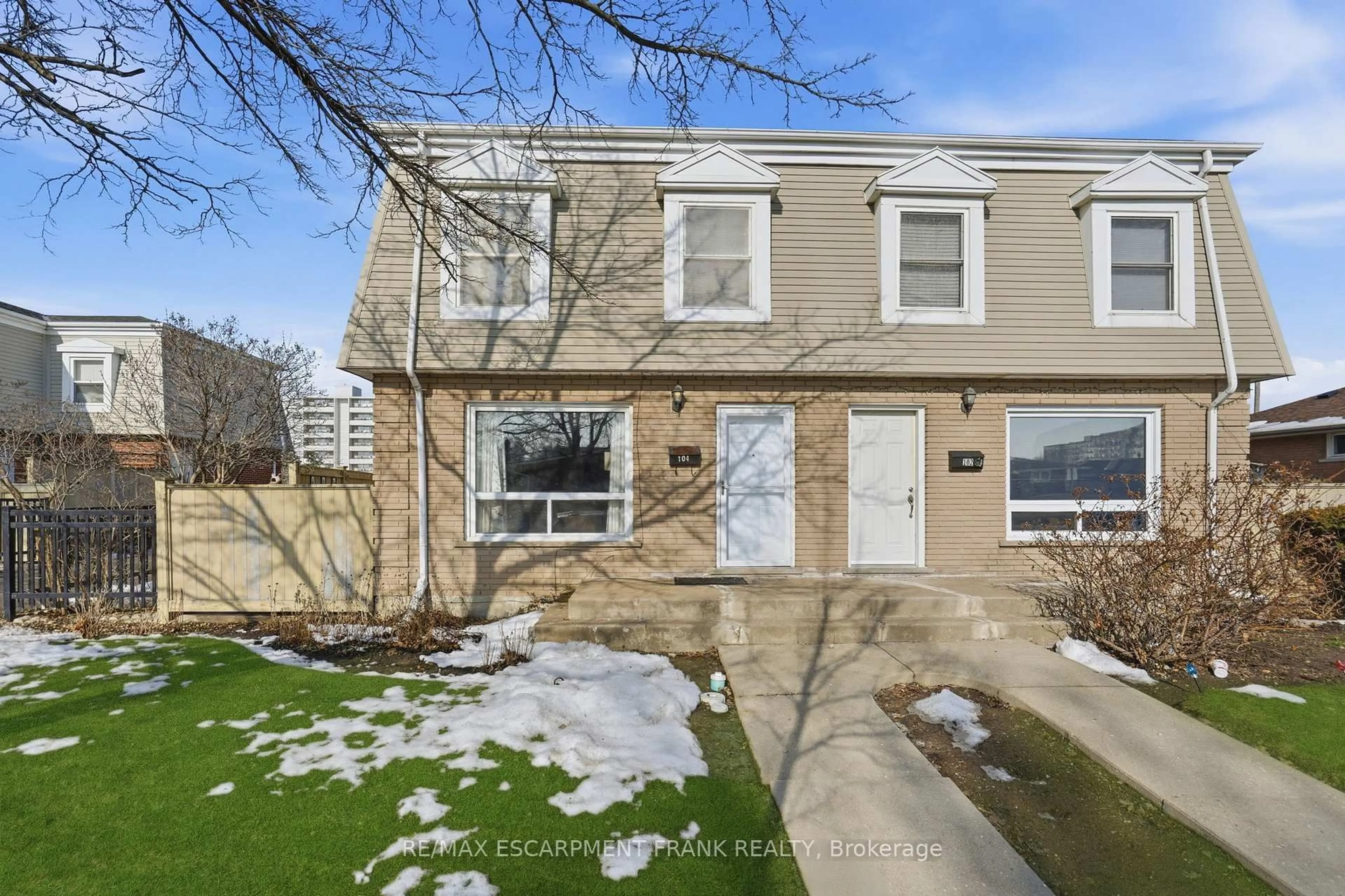 Unknown for 104 Neil Ave, Hamilton Ontario L8G 2N6