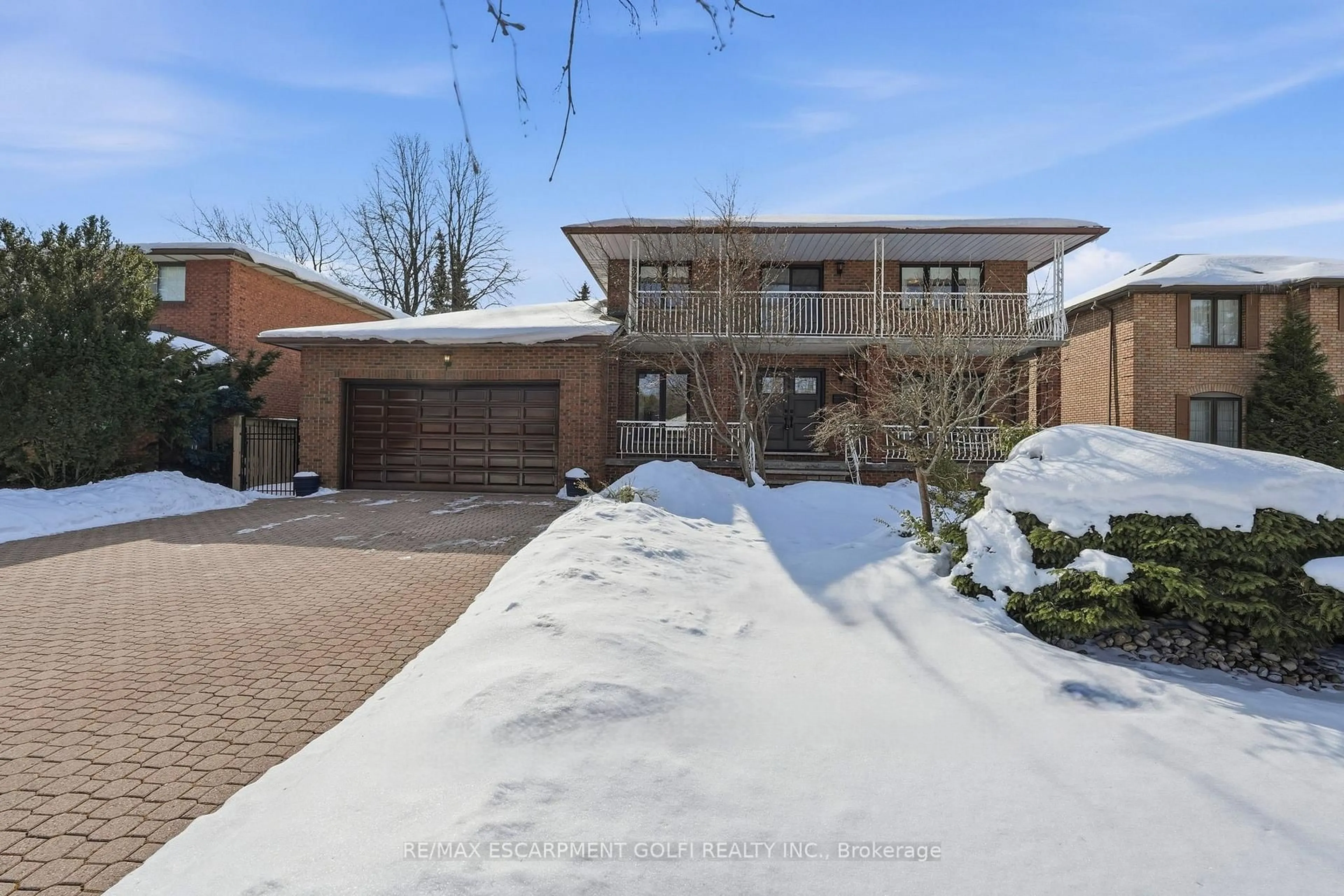 Home with brick exterior material, street for 383 Scenic Dr, Hamilton Ontario L9C 1G6