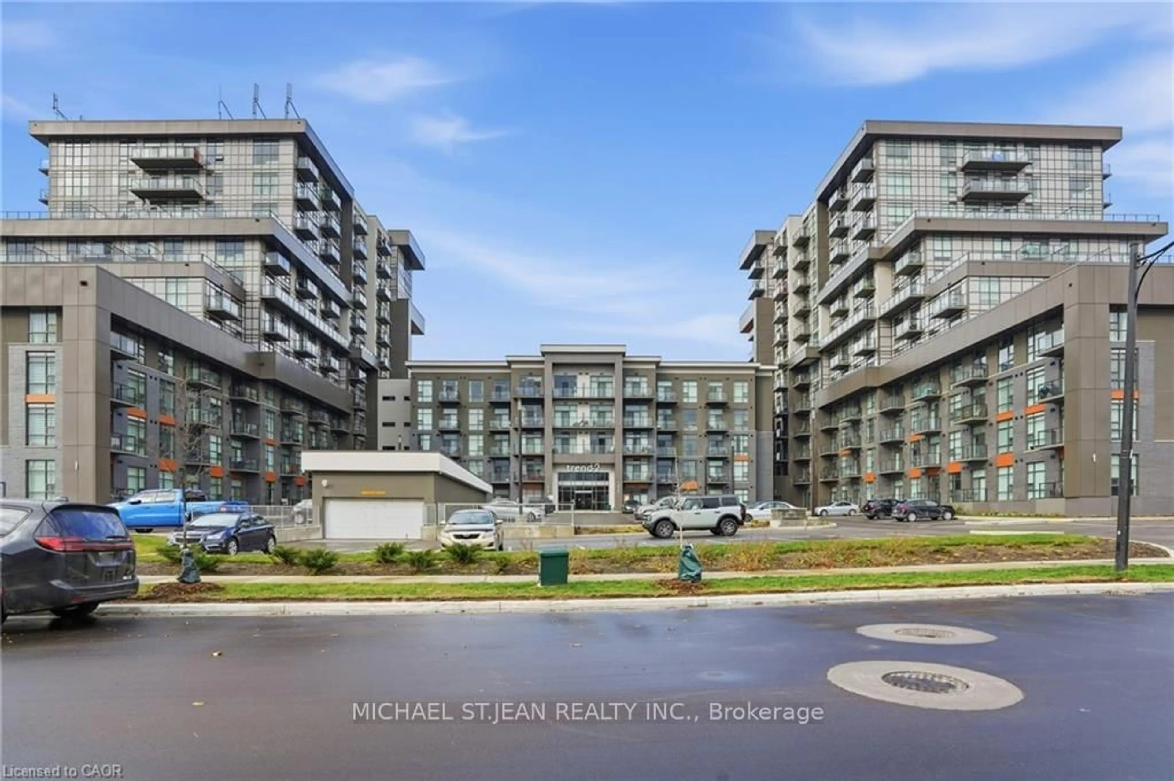 Blurry image for 460 Dundas St #511, Hamilton Ontario L8B 2A5