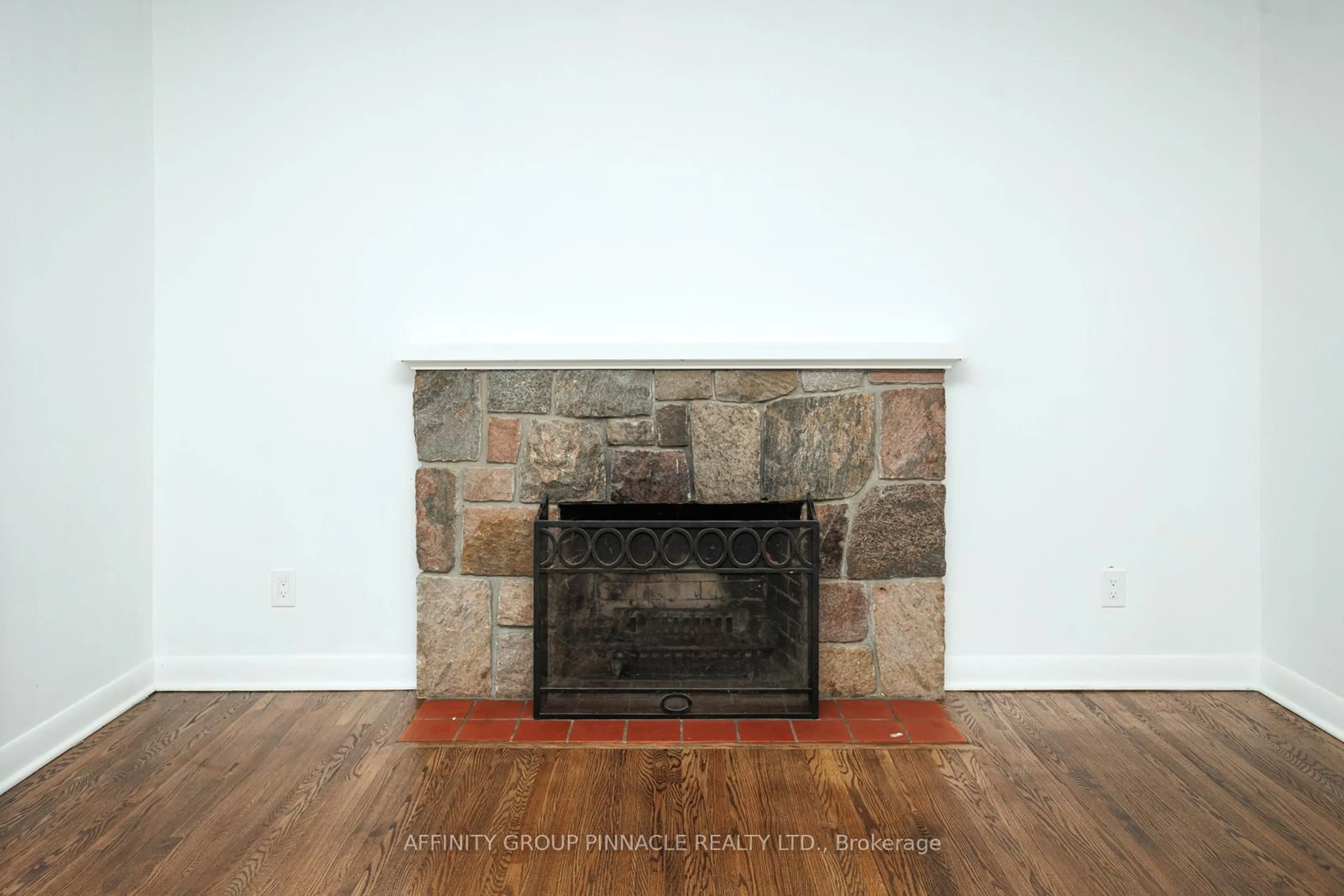 A pic of a room for 22 Sunset Crt, Kawartha Lakes Ontario K9V 2S1