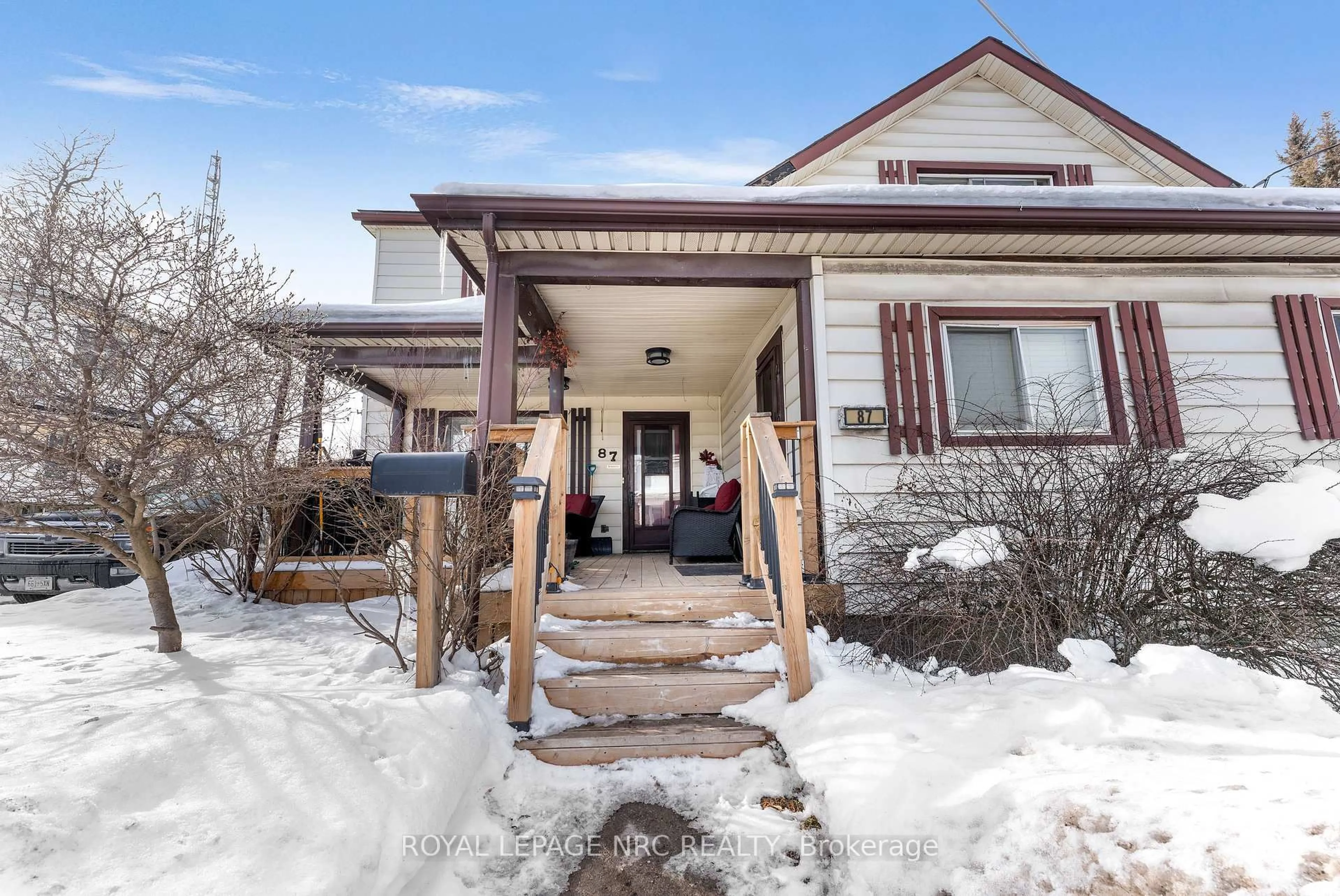 Unknown for 87 Pine St, Thorold Ontario L2V 3L9