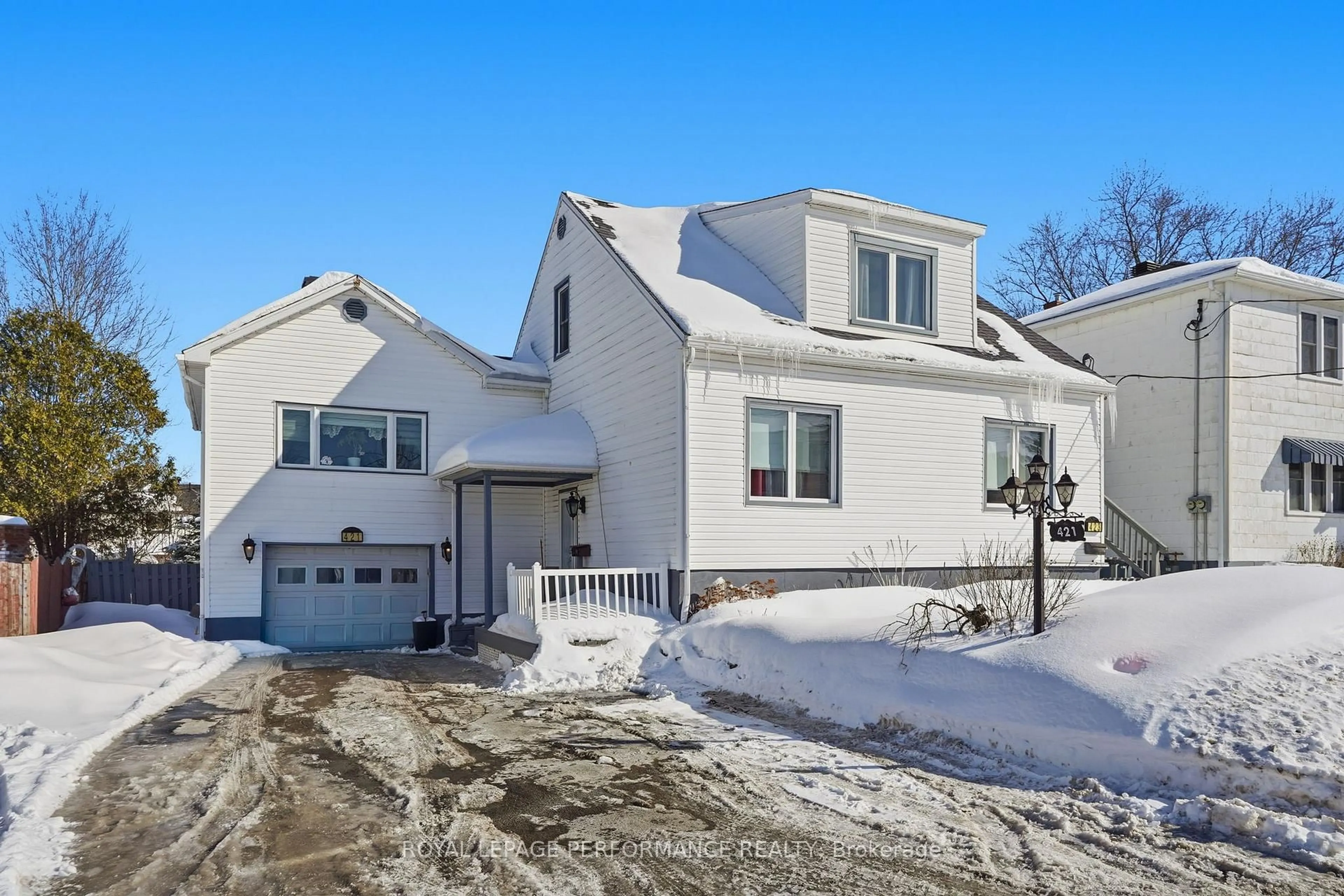 Unknown for 421-423 GARNEAU St, Hawkesbury Ontario K6A 1M6