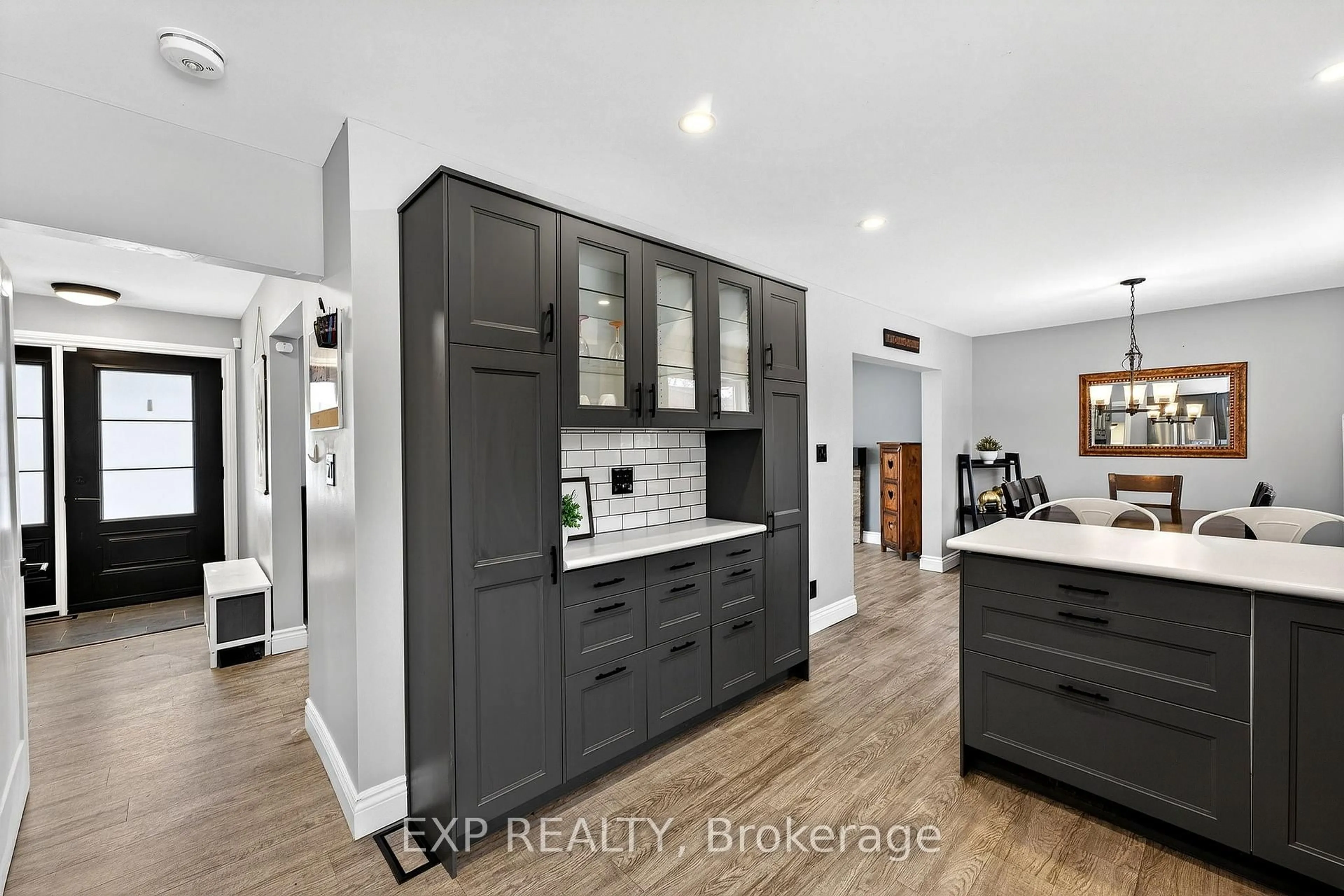 Contemporary kitchen, ceramic/tile floor for 266 Bleecker Ave, Belleville Ontario K8N 3V4