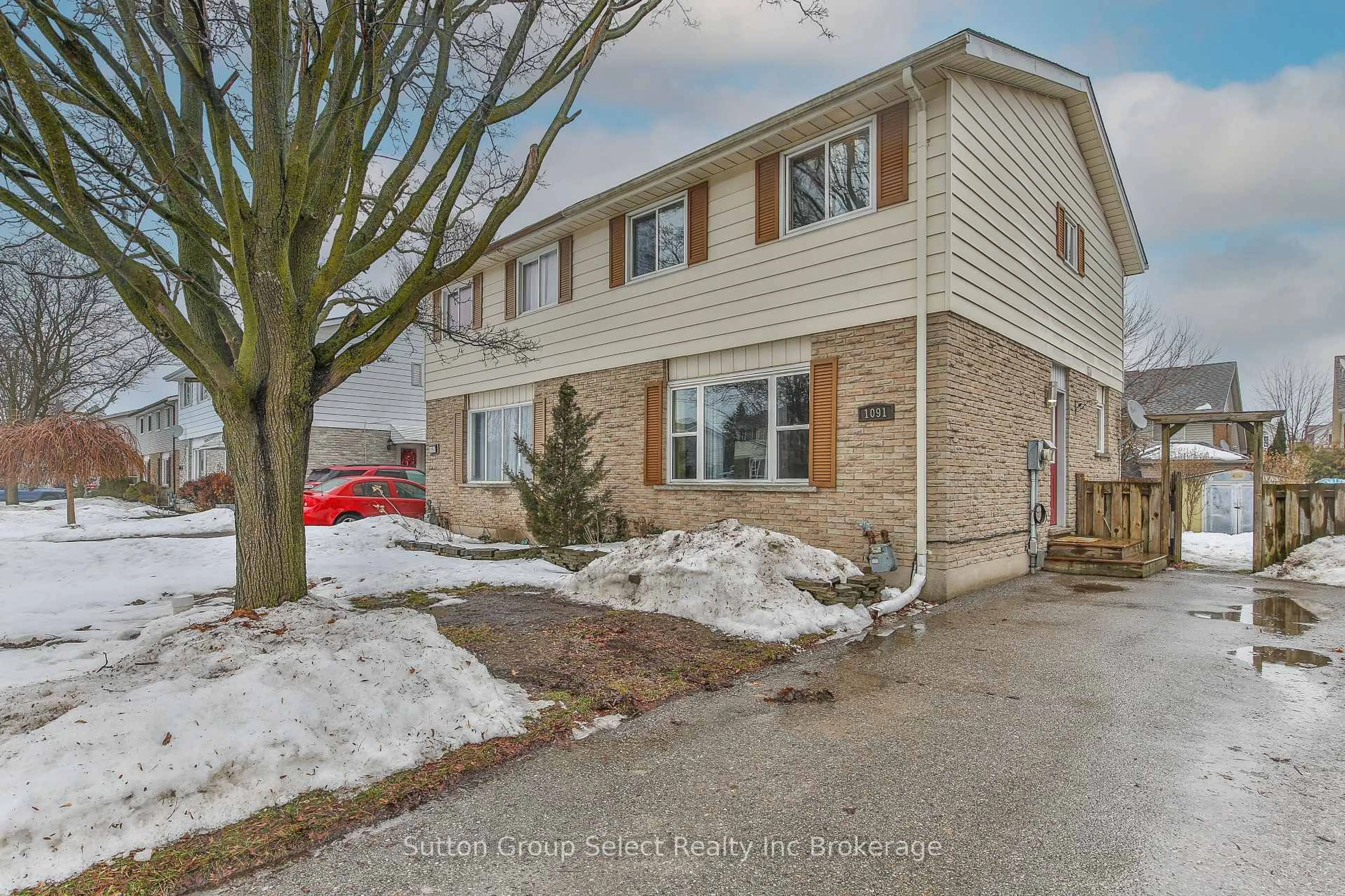 Unknown for 1091 Canfield Cres, Woodstock Ontario N4S 8P3