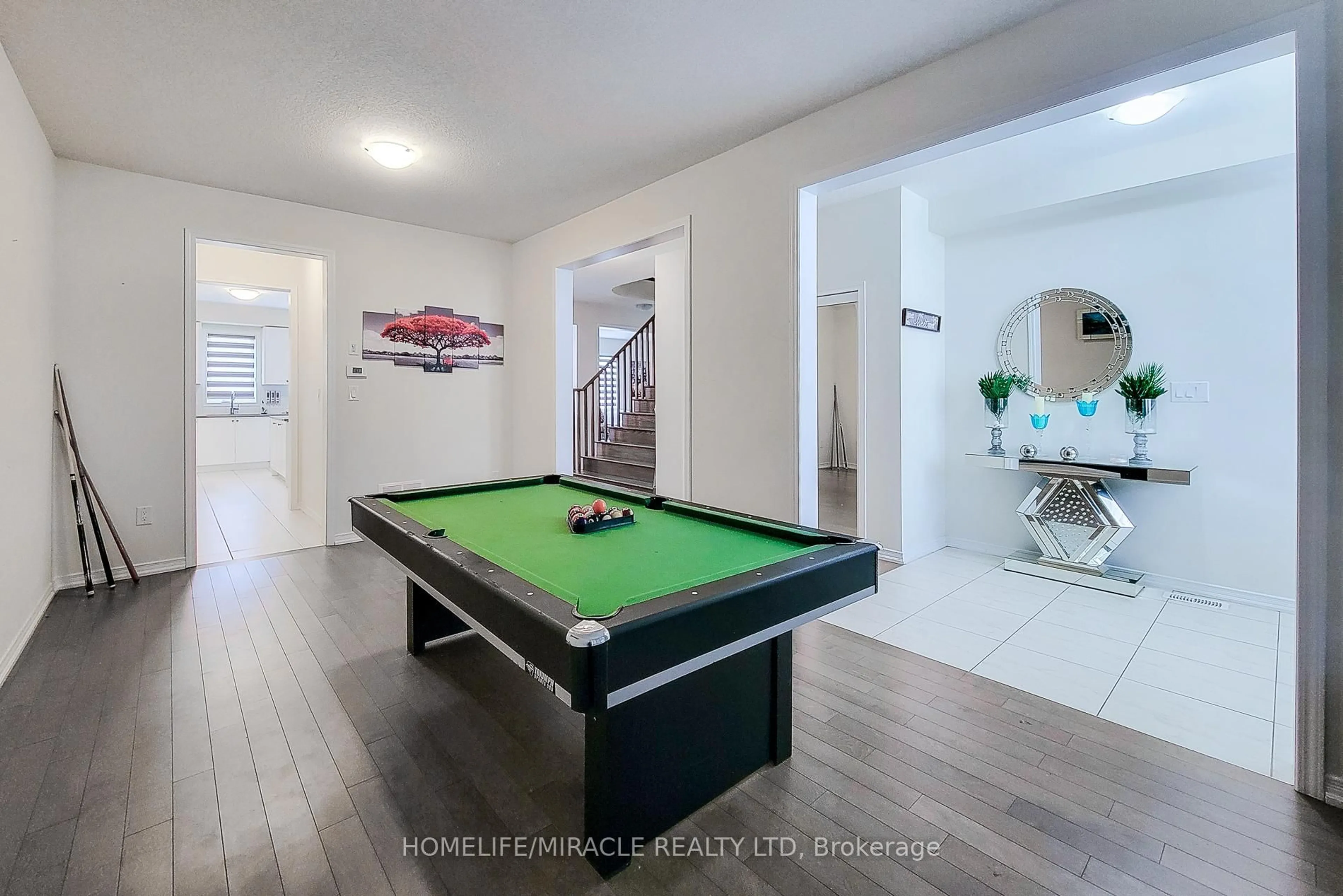 Unknown for 11 Seanesy Dr, Thorold Ontario L3B 0G1