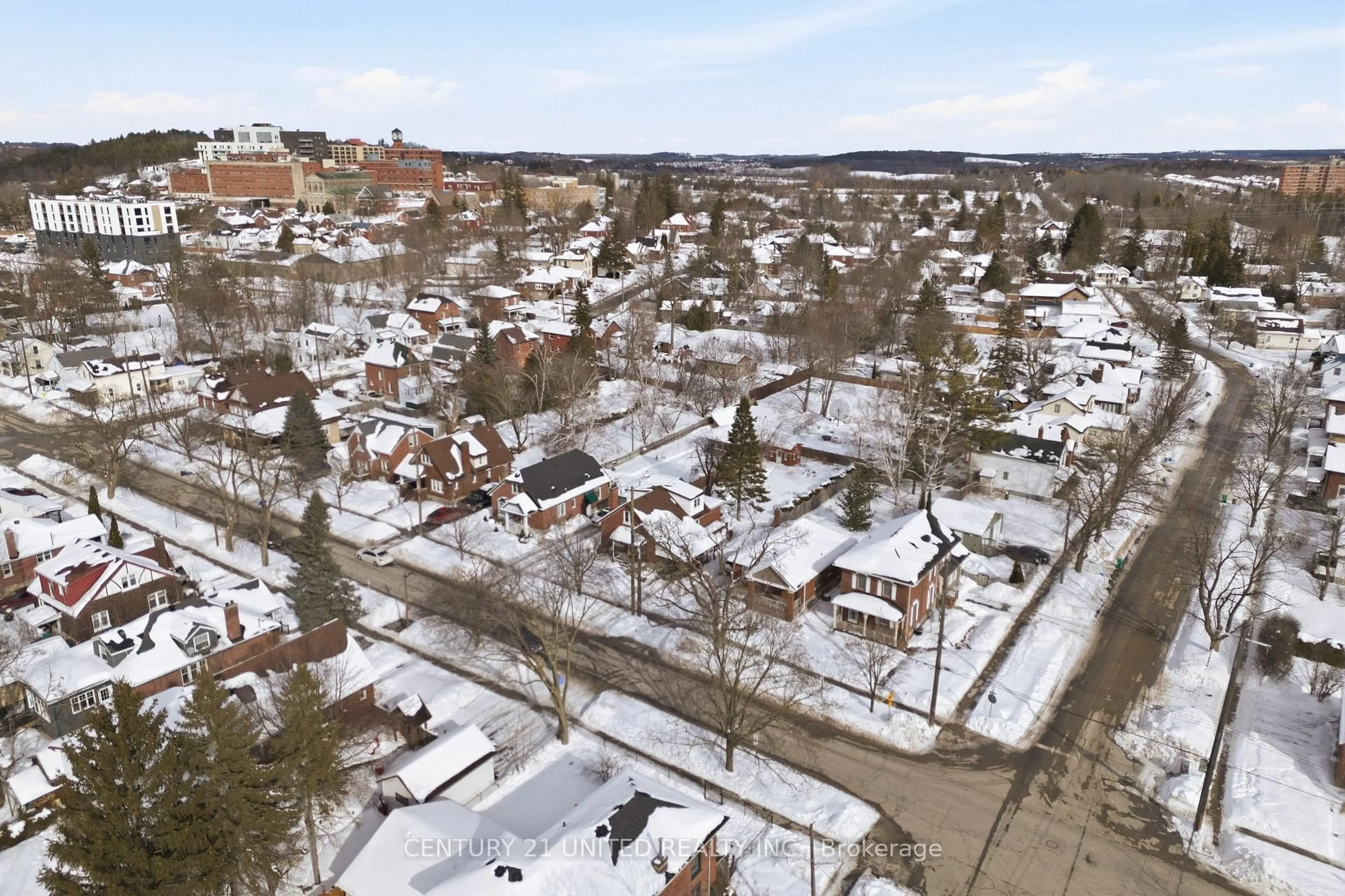 A pic from outside/outdoor area/front of a property/back of a property/a pic from drone, street for 266 Mark St, Peterborough Ontario K9H 1V4