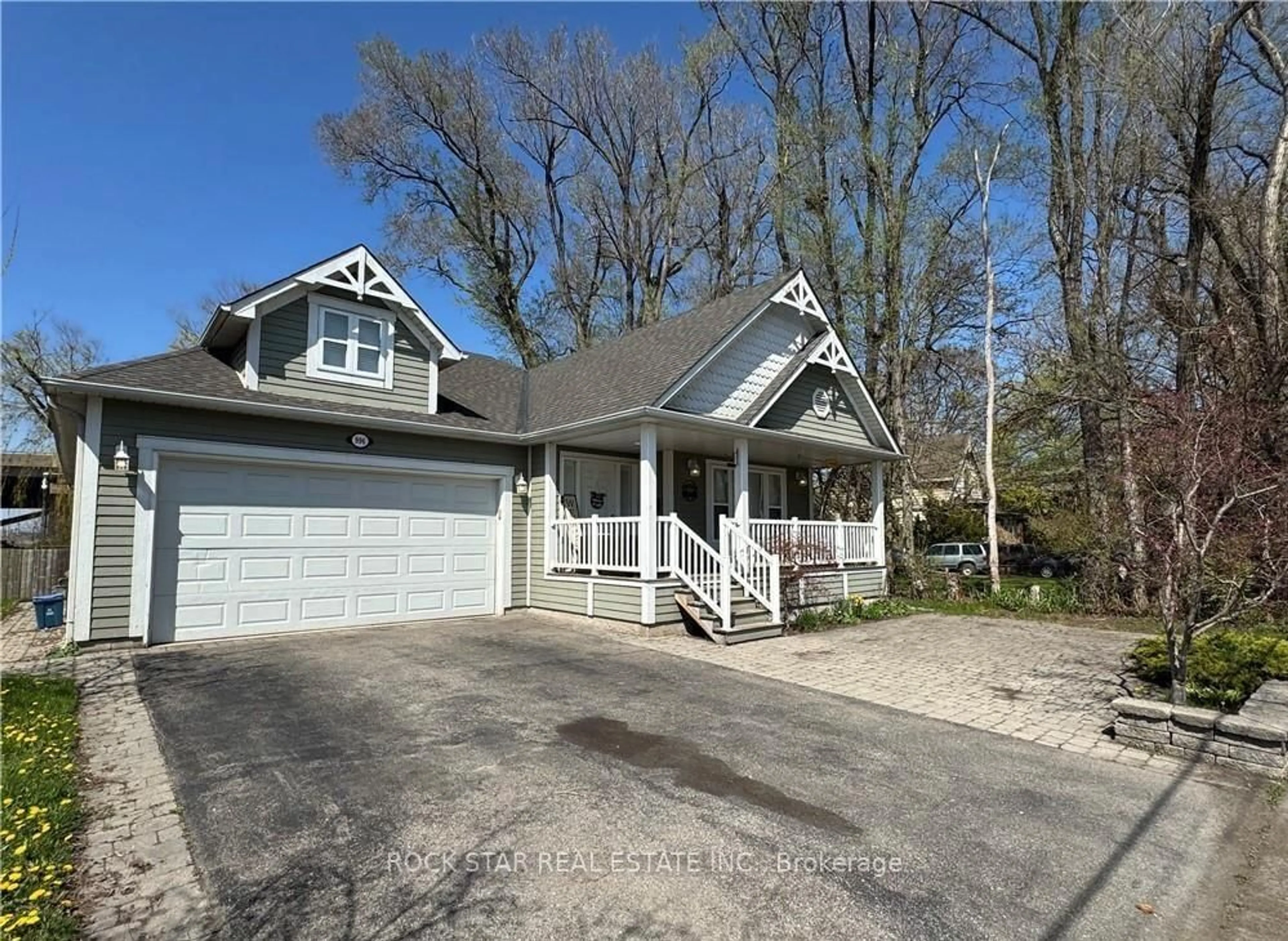 Unknown for 996 BEACH Blvd, Hamilton Ontario L8H 6Z4