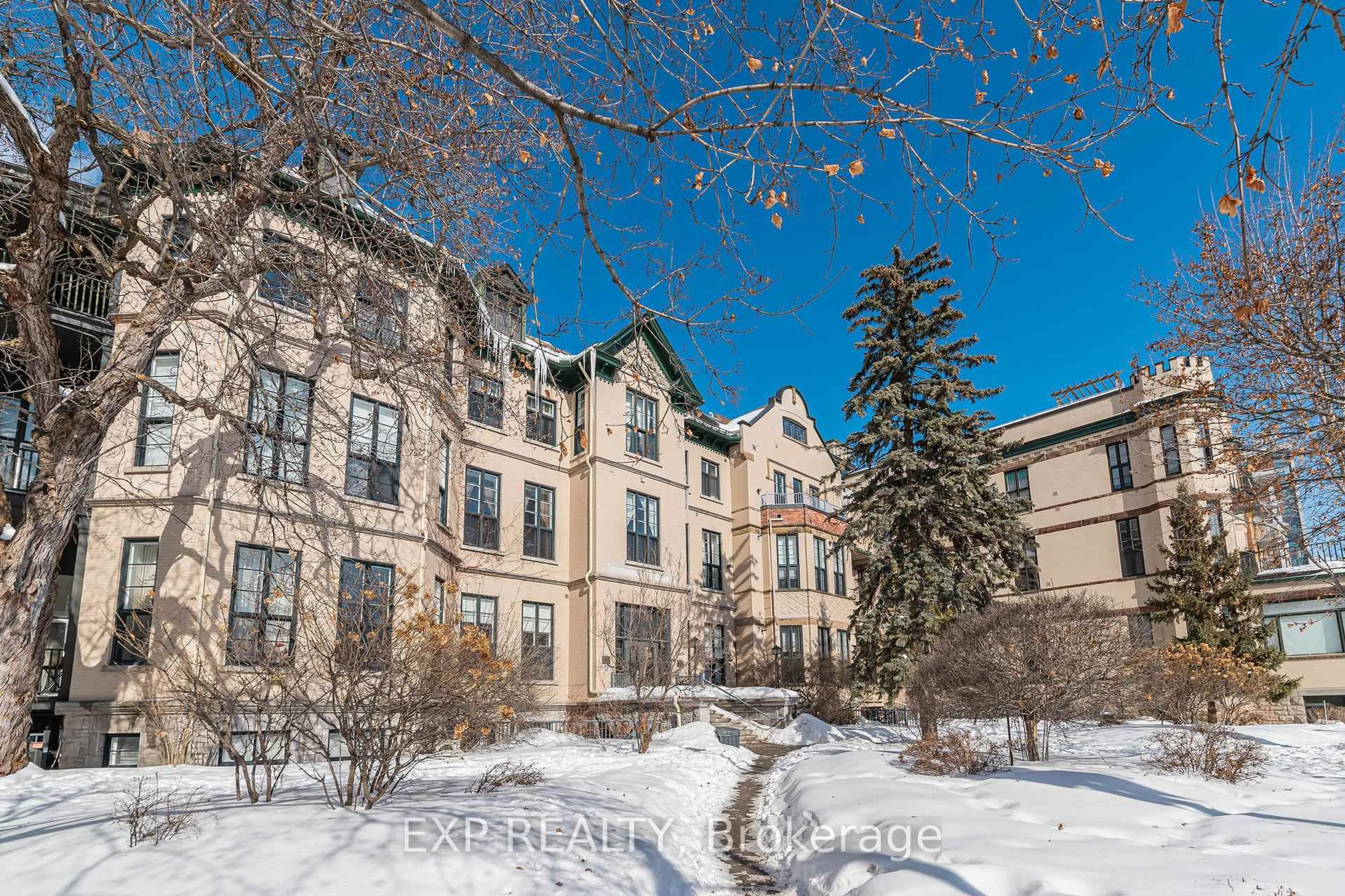 Unknown for 589 Rideau St #206, Ottawa Ontario K1N 6A1