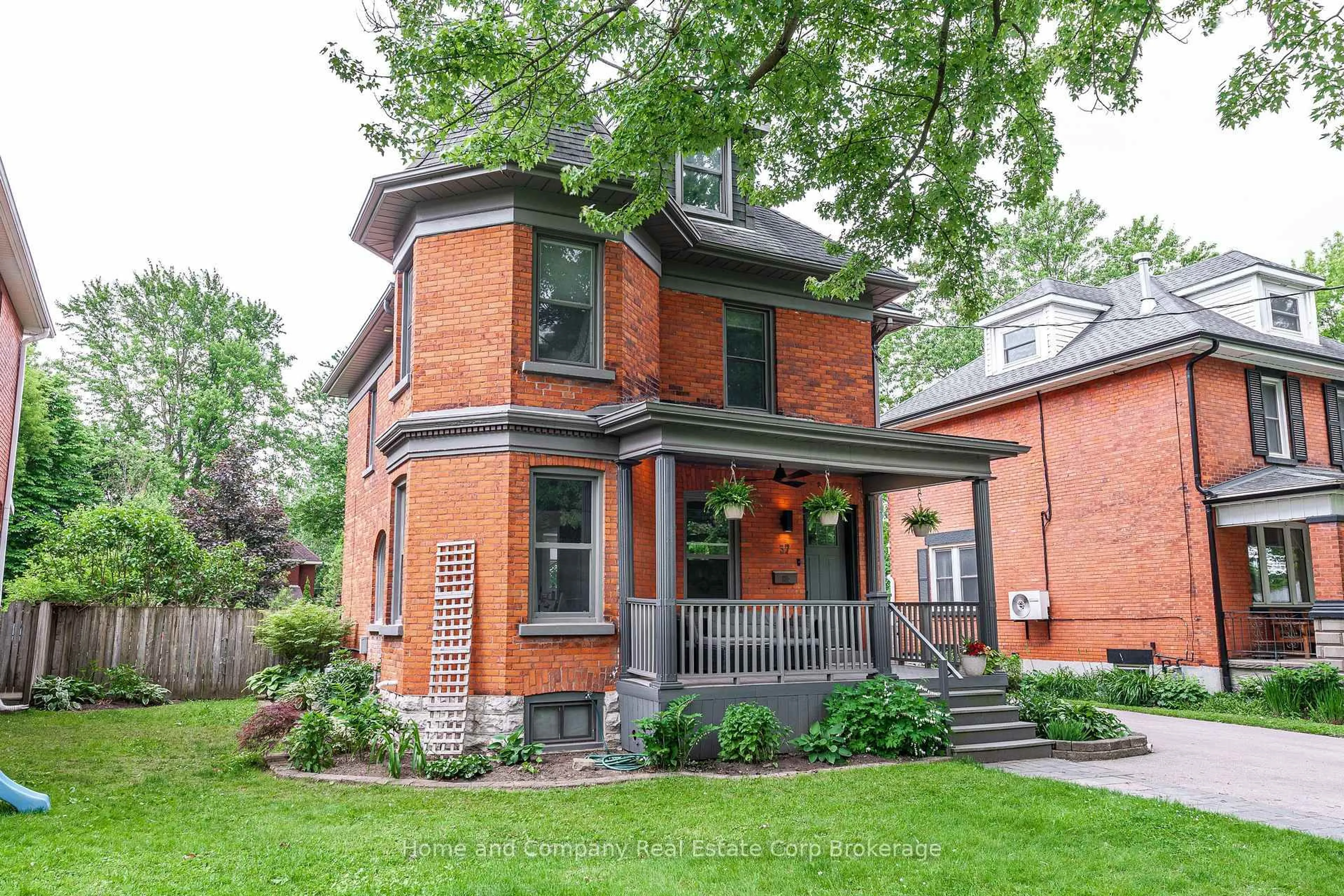 Home with brick exterior material, street for 37 West Gore St, Stratford Ontario N5A 1J9