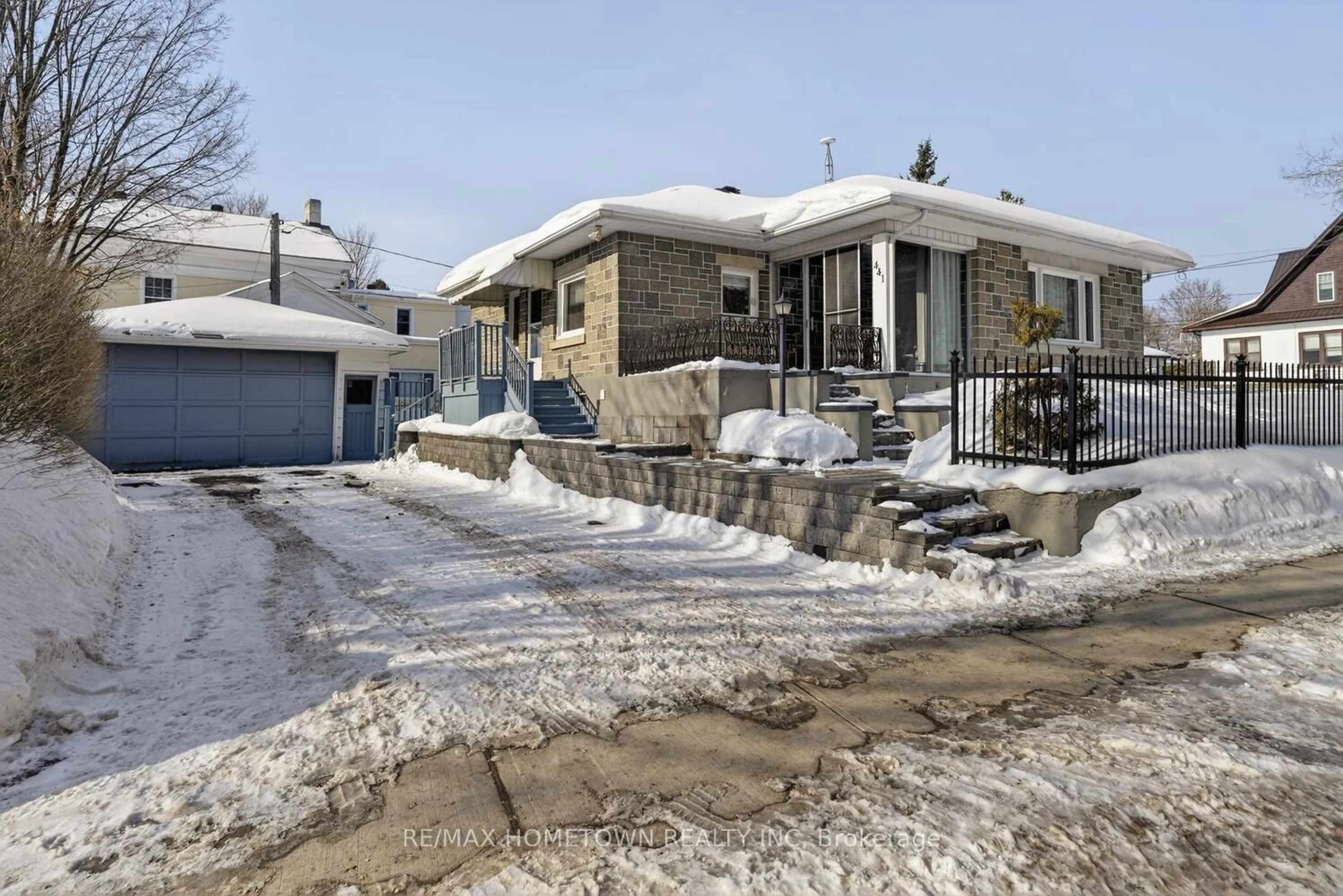 Unknown for 441 West St, Prescott Ontario K0E 1T0