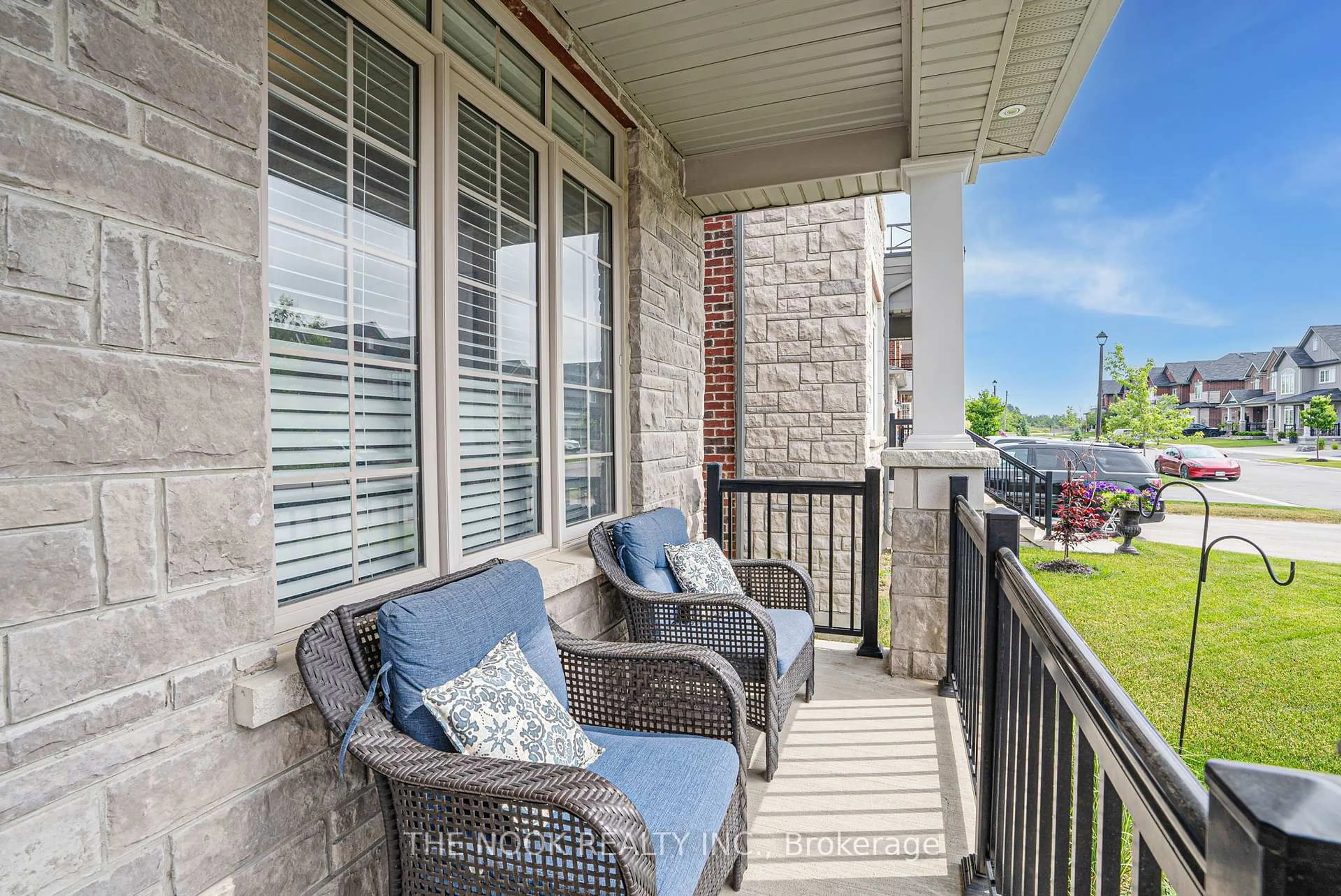 Patio, unknown for 70 Highlands Blvd, Cavan Monaghan Ontario L0A 1G0
