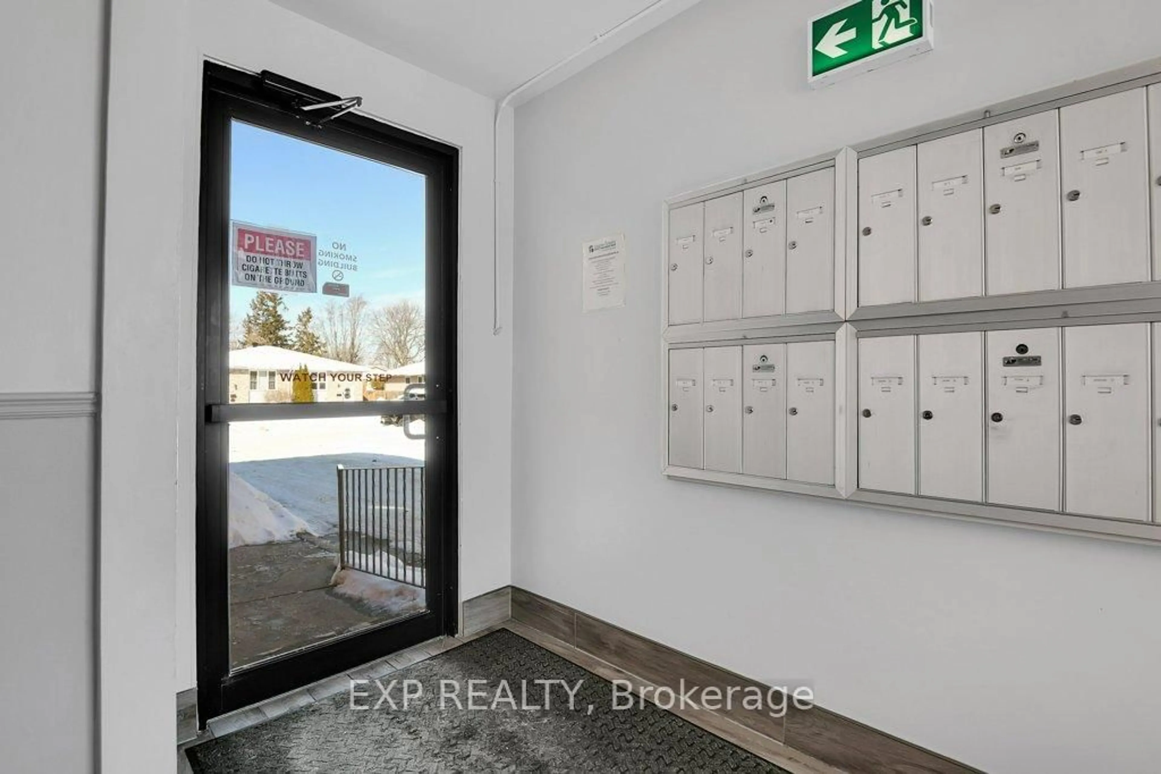 Unknown for 825 Macodrum Dr #3, Brockville Ontario K6V 6P6